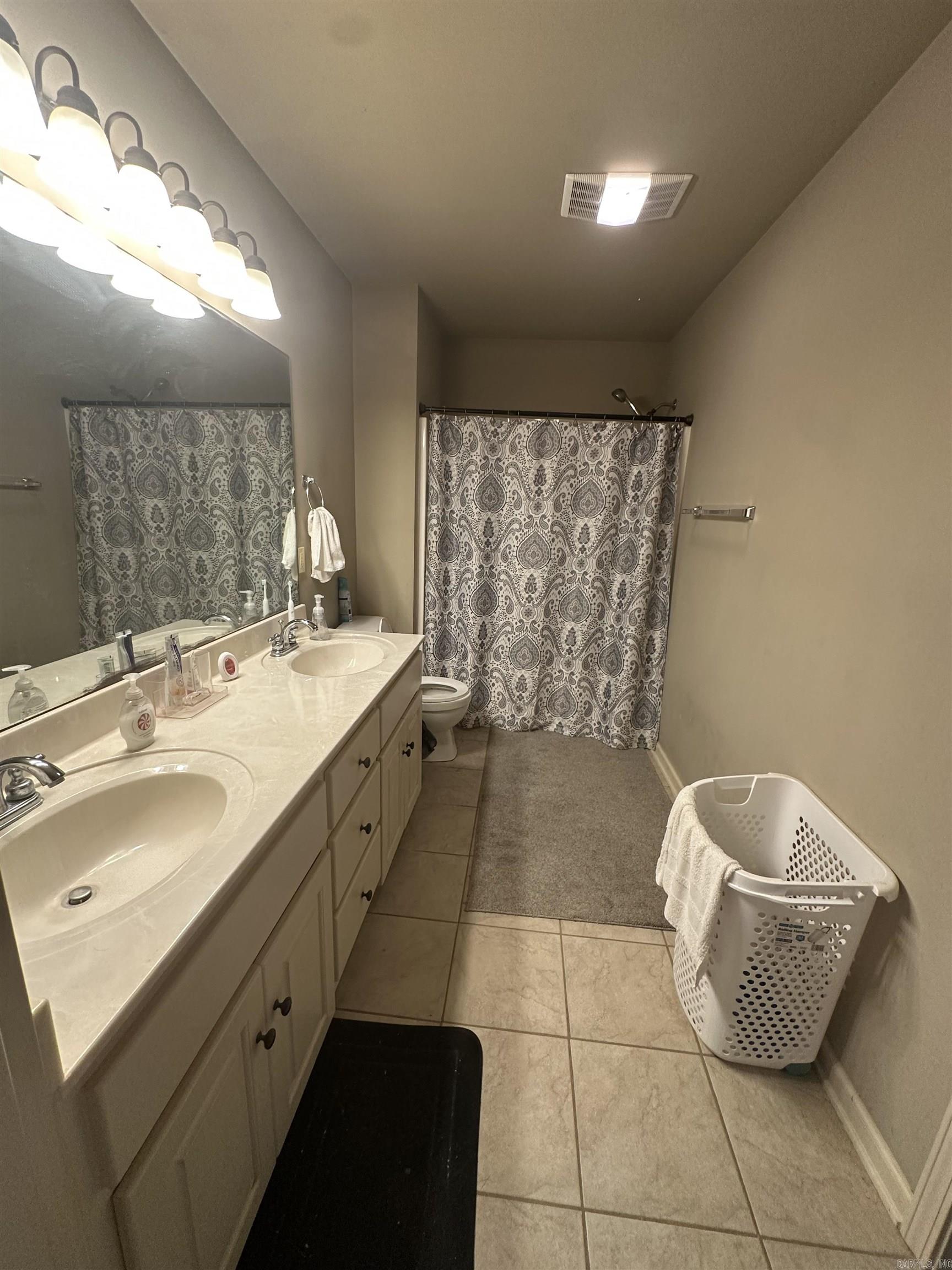 14 Windsor Park Drive Property Photo 14