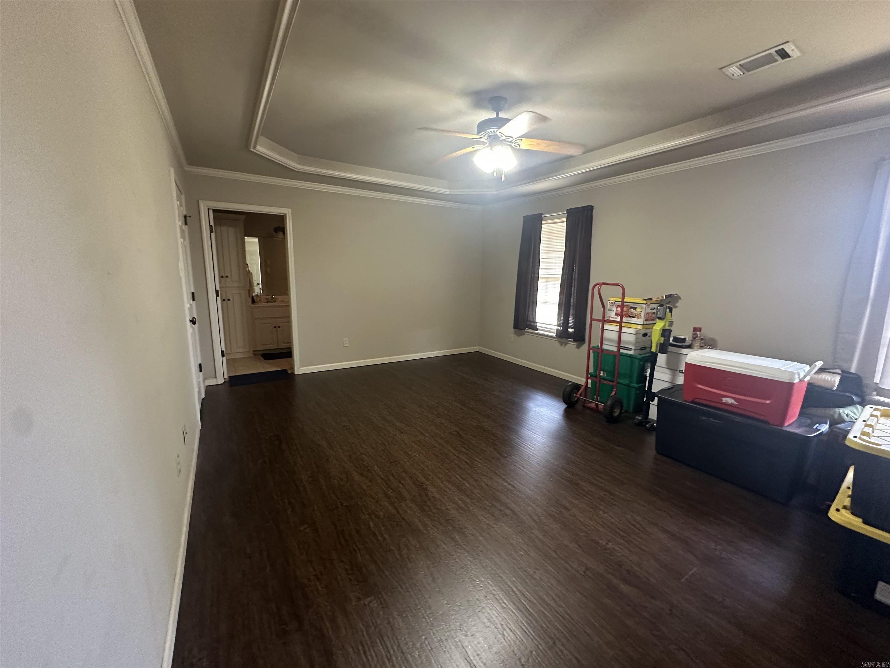 14 Windsor Park Drive Property Photo 16