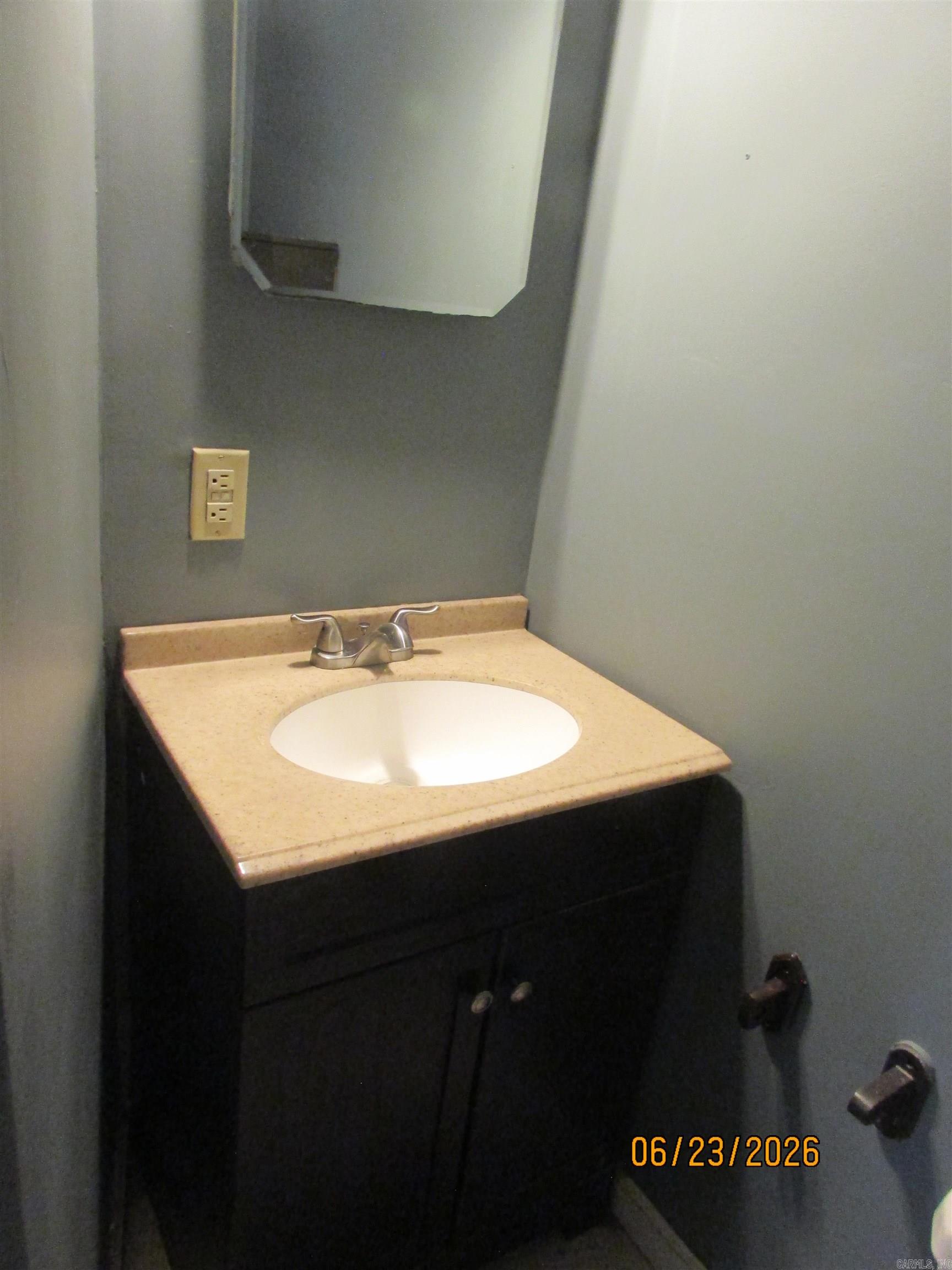 406 N Cherry Property Photo 10