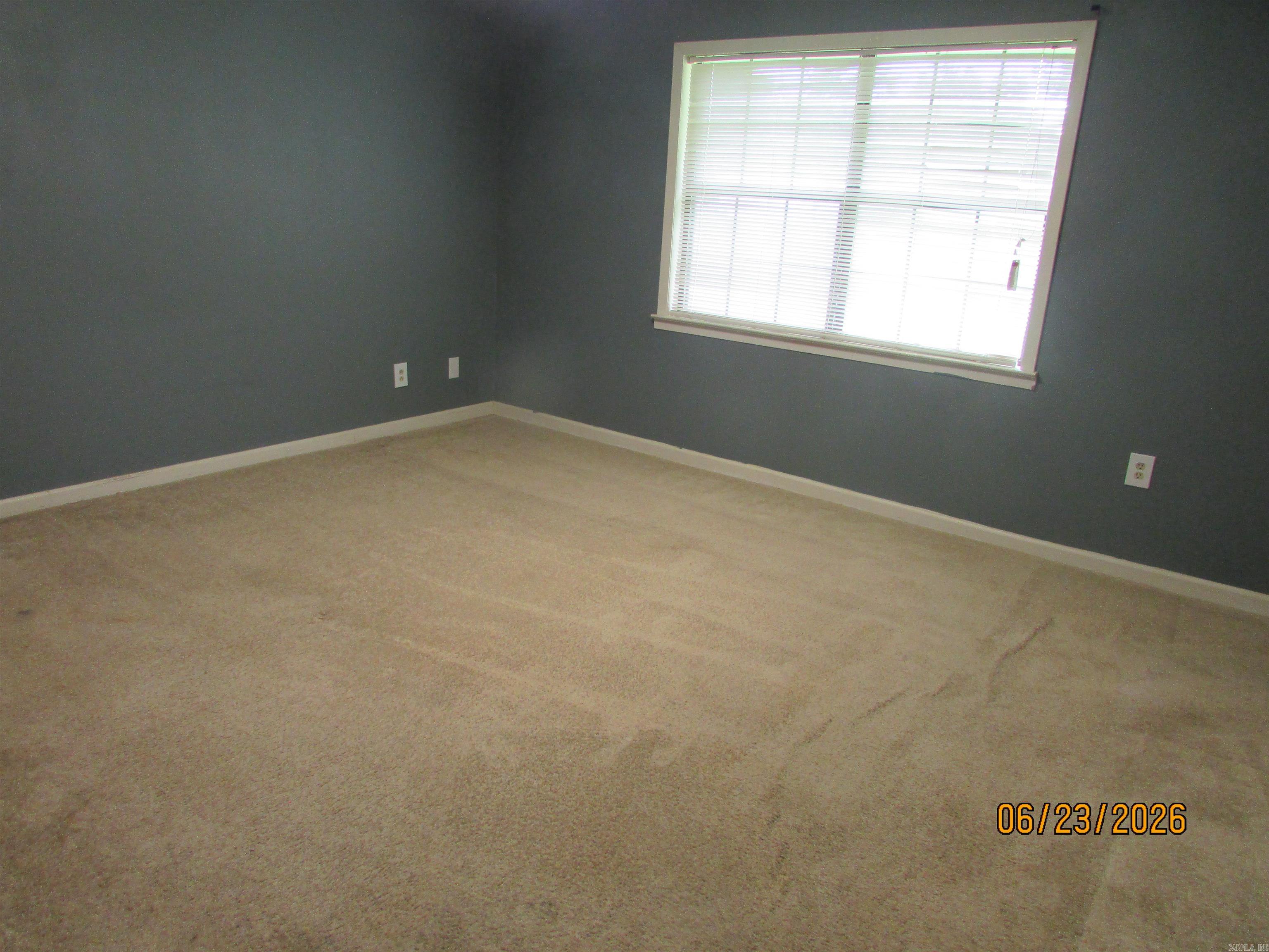 406 N Cherry Property Photo 13