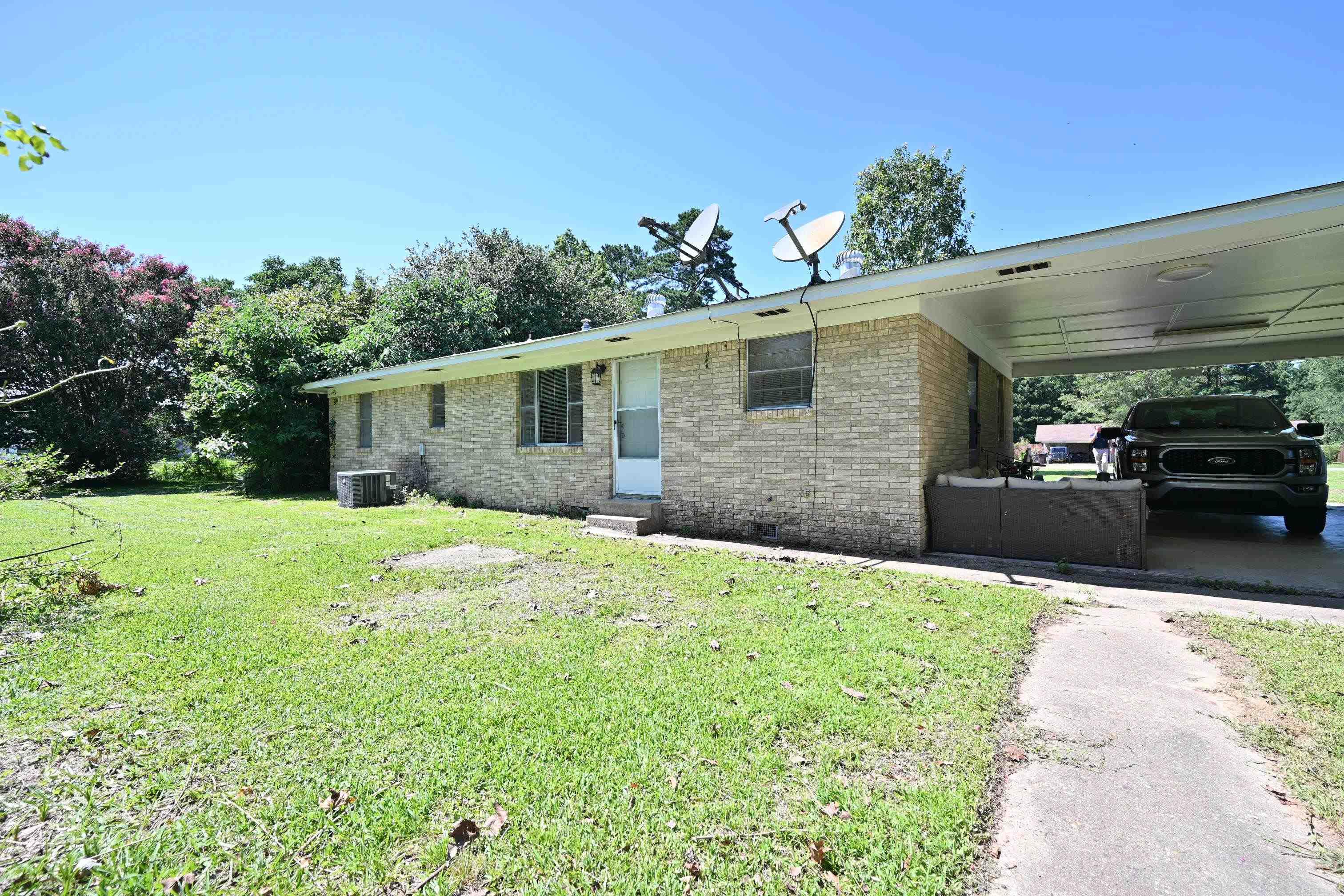 8305 E Cherry Street Property Photo 2