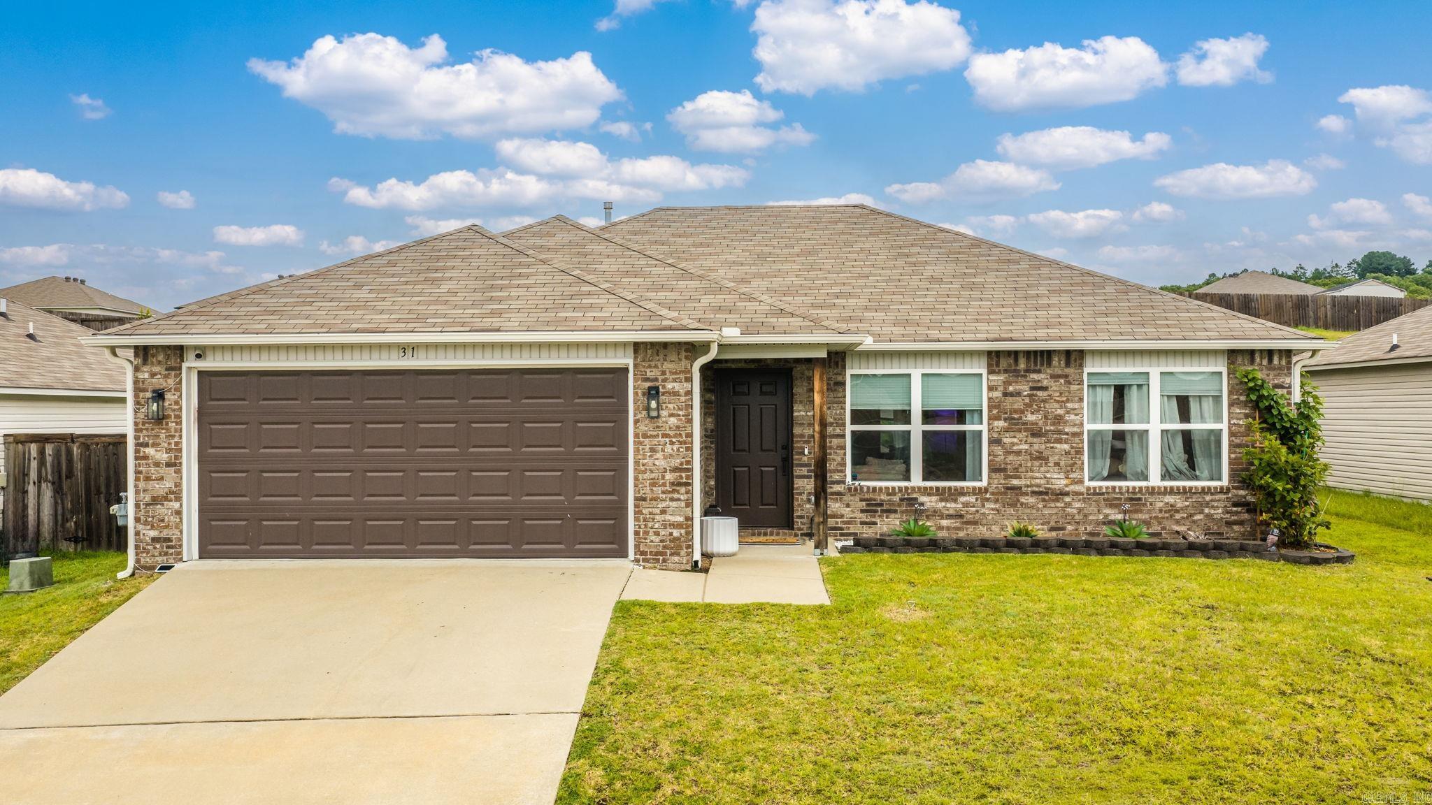 31 Summer Wind Road Property Photo 1