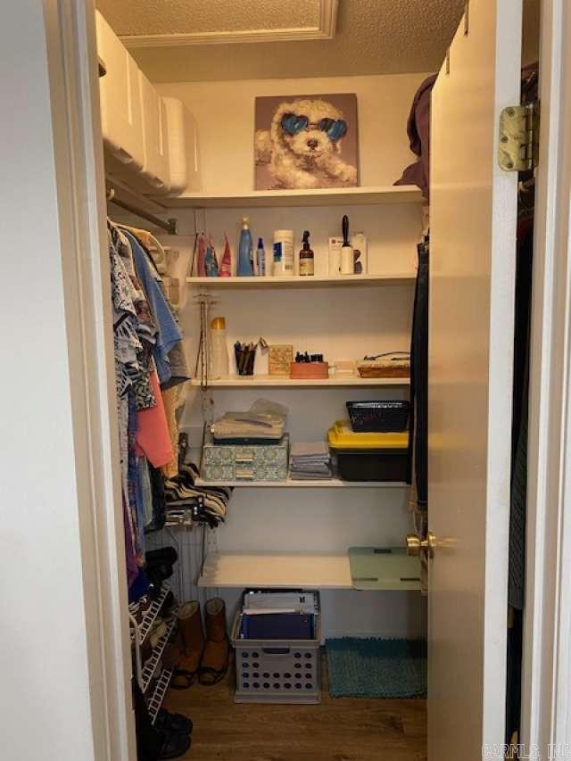 8 Lindsay Lane Property Photo 14
