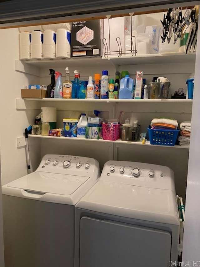 8 Lindsay Lane Property Photo 21