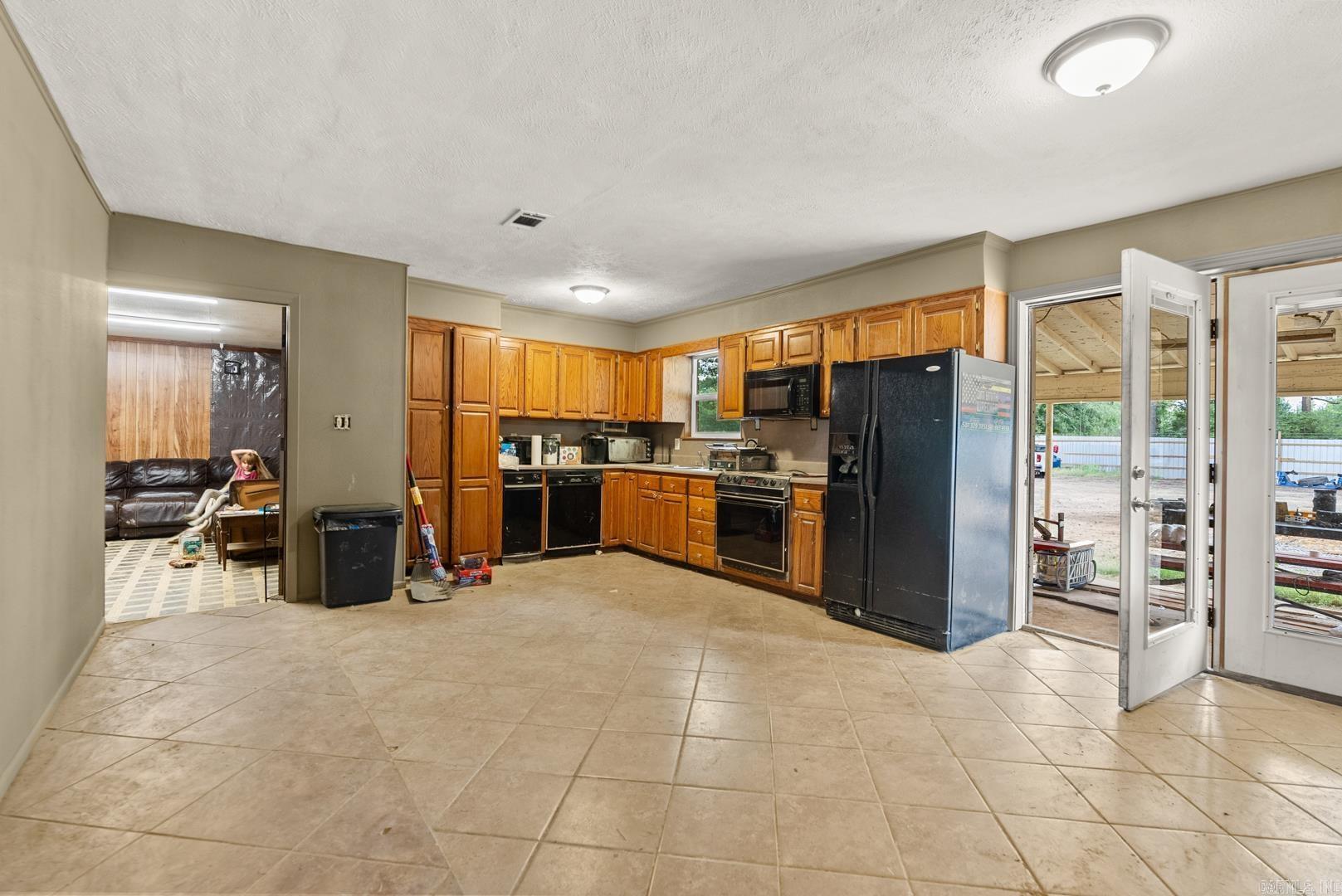 42 Ranchette Property Photo 7