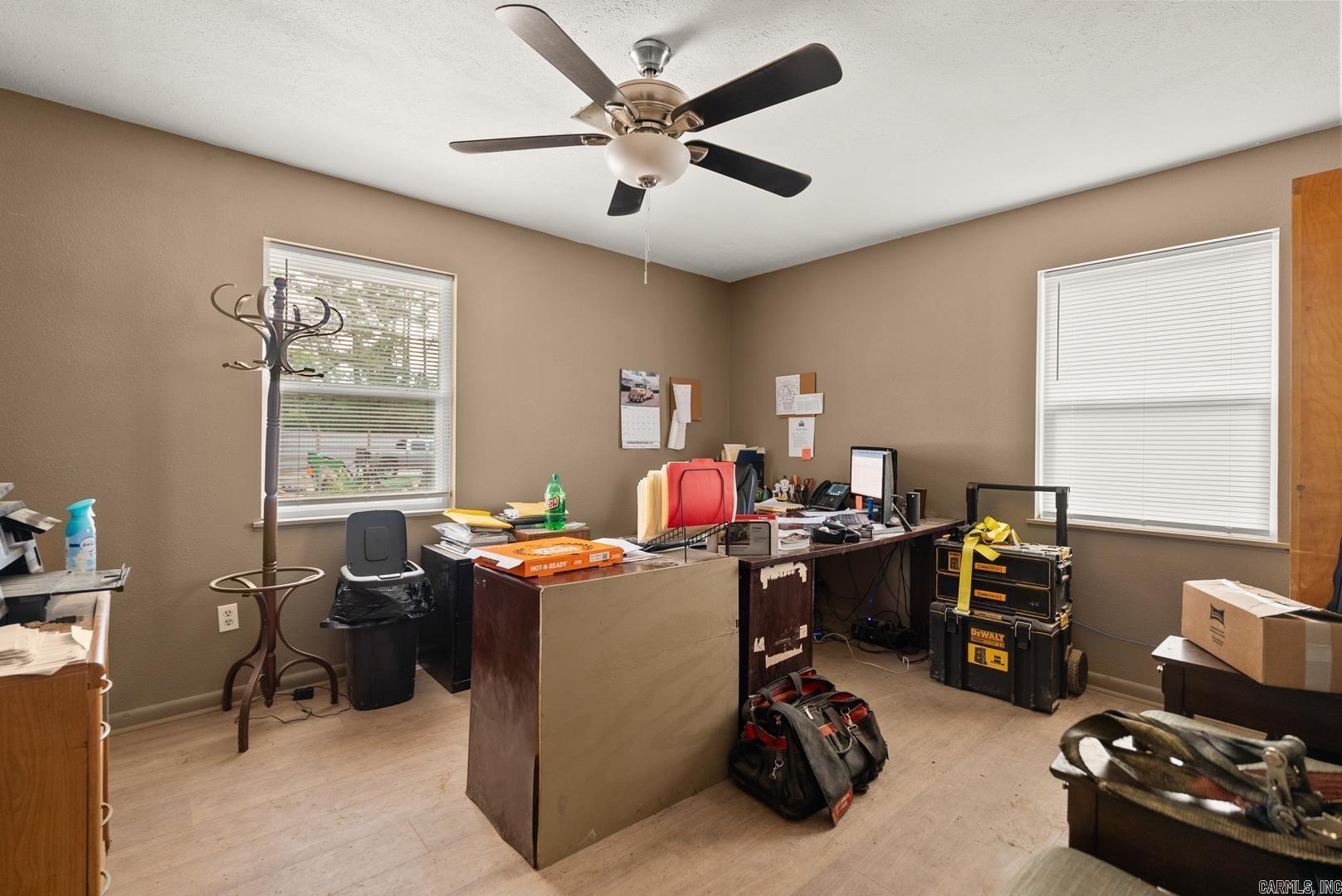 42 Ranchette Property Photo 11