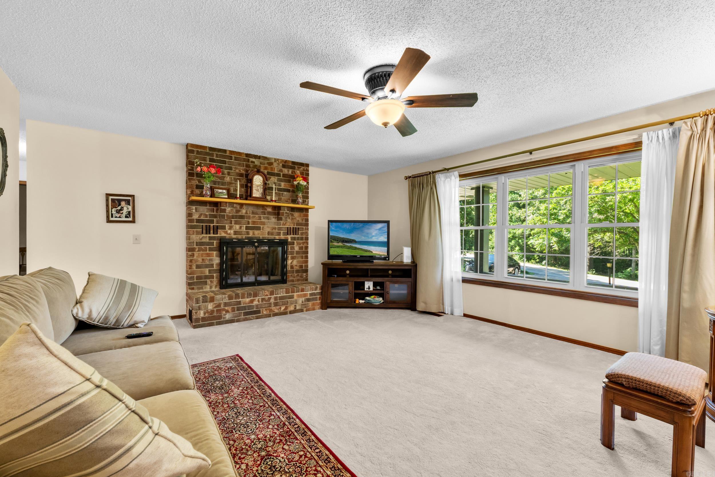 188 Amberwood Lane Property Photo 7