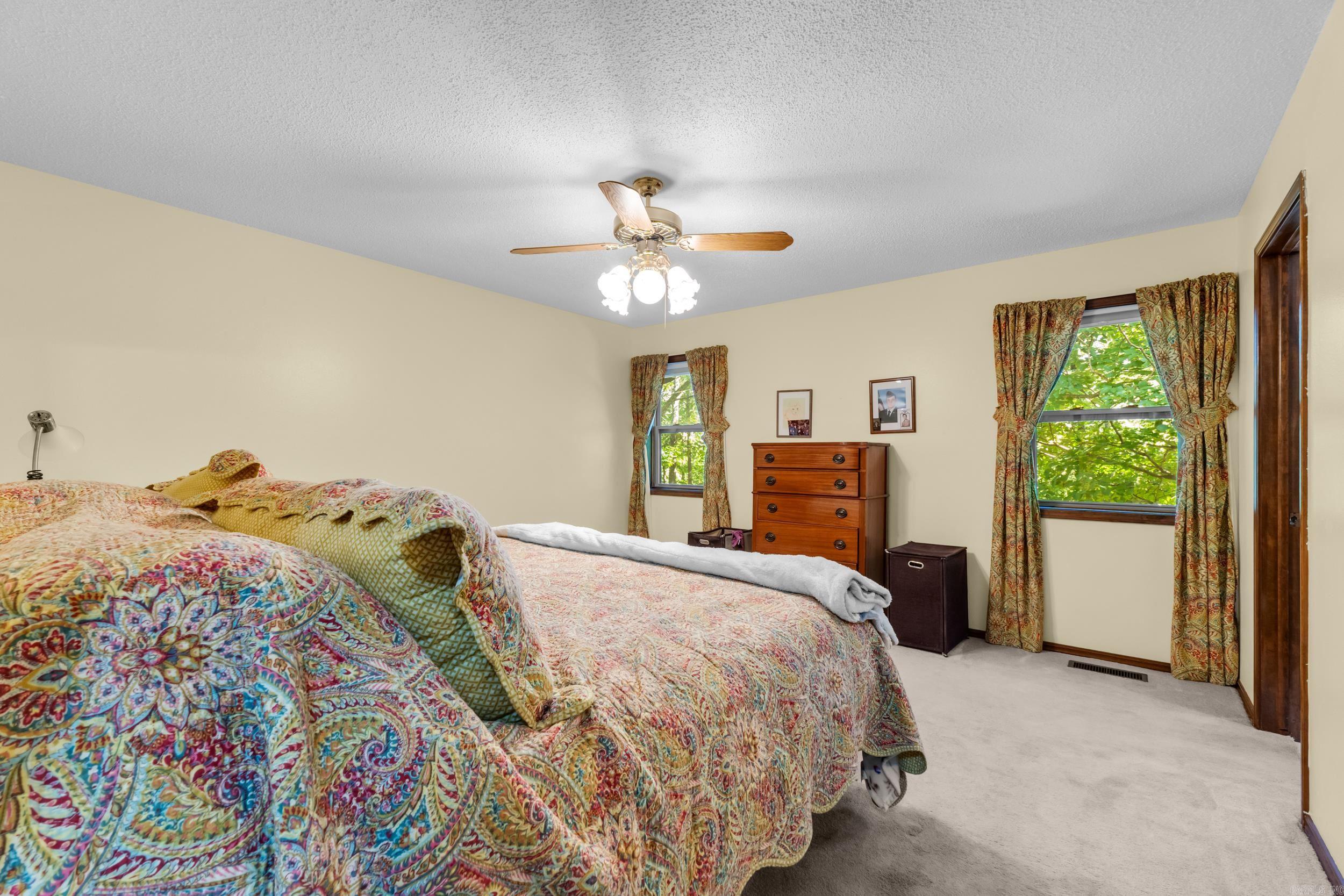 188 Amberwood Lane Property Photo 15