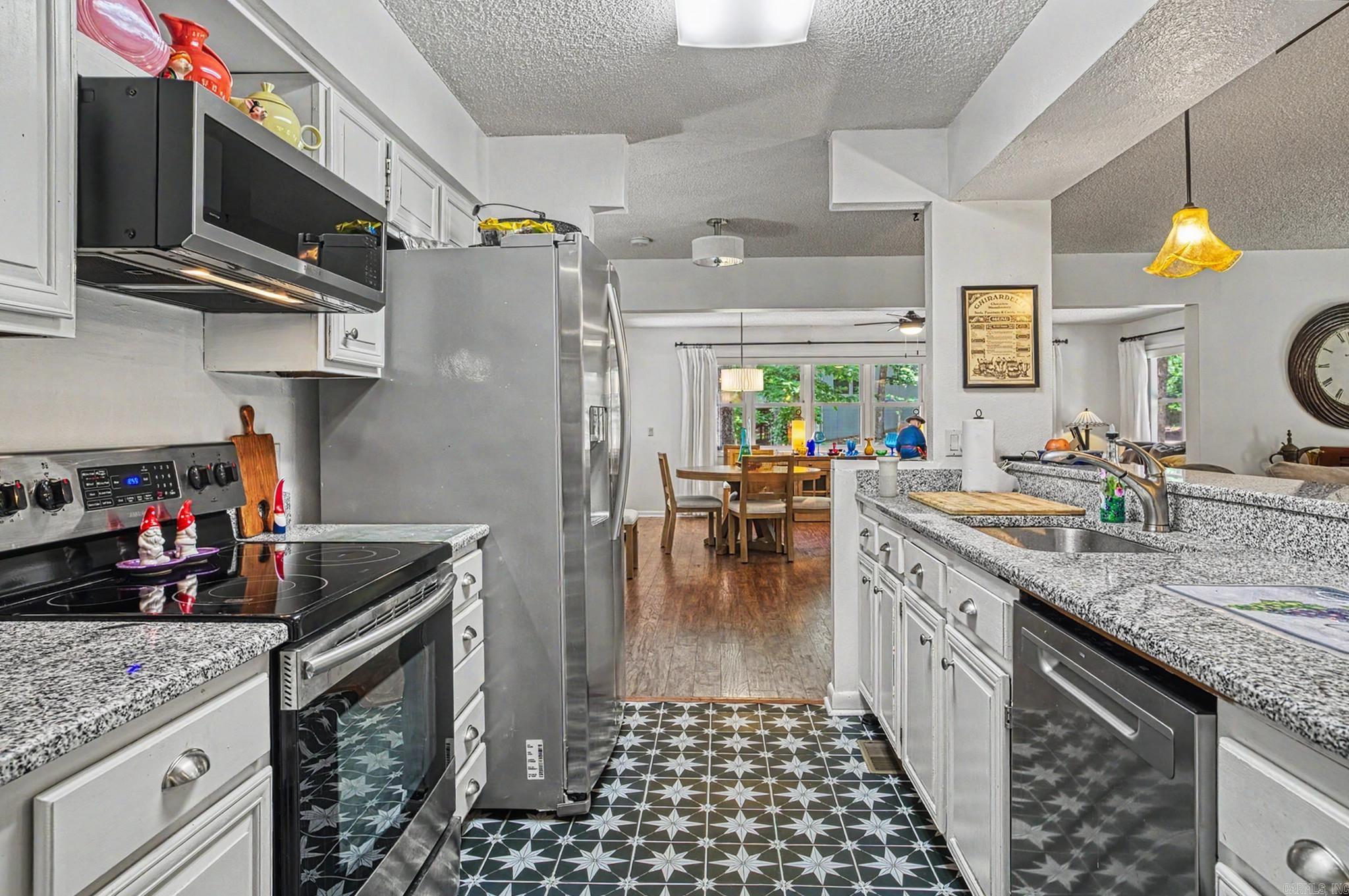 3 N Badalona Drive Property Photo 3