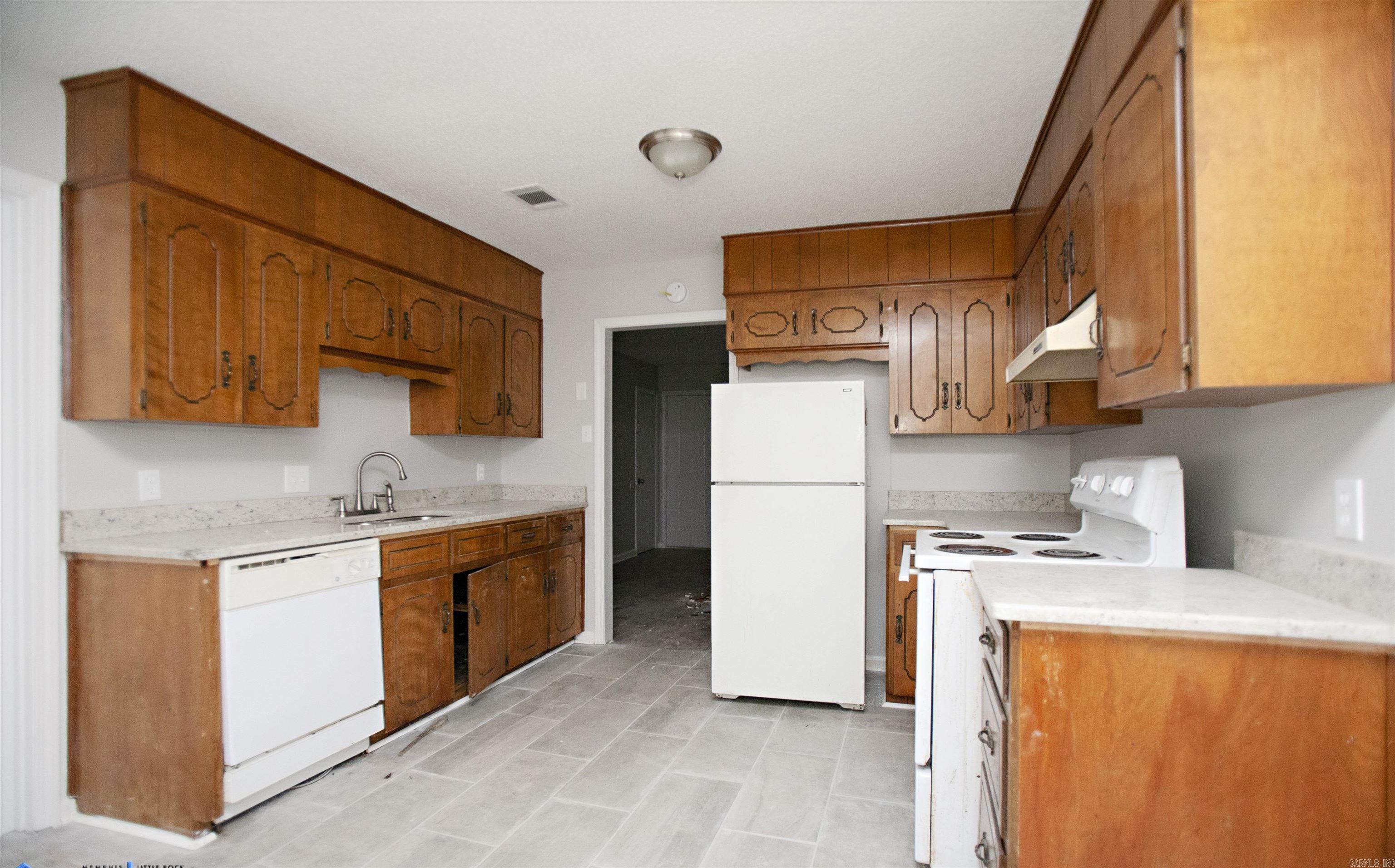 310 Bellevue Circle Property Photo 4