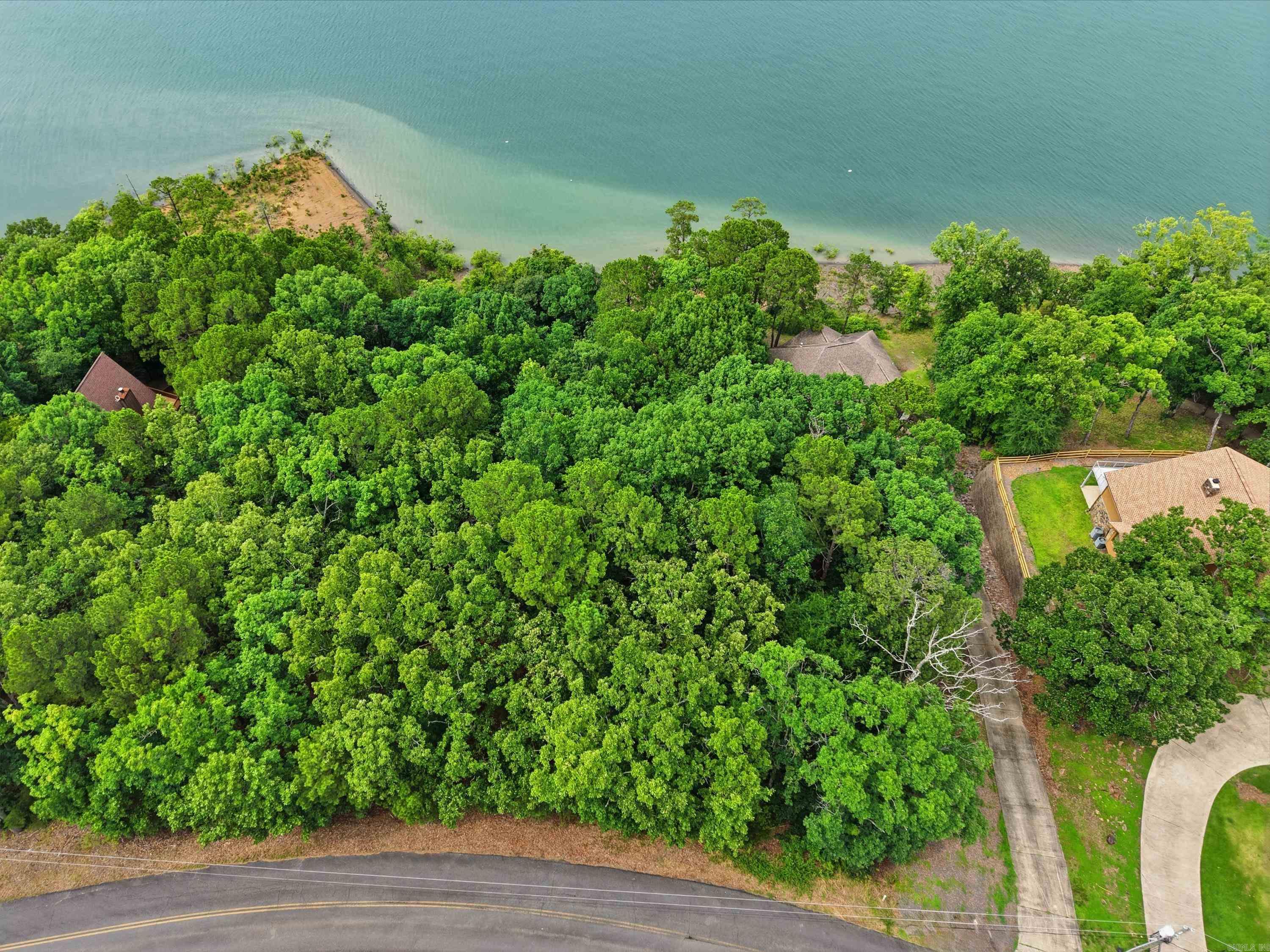 609 Lakefront Road Property Photo 15