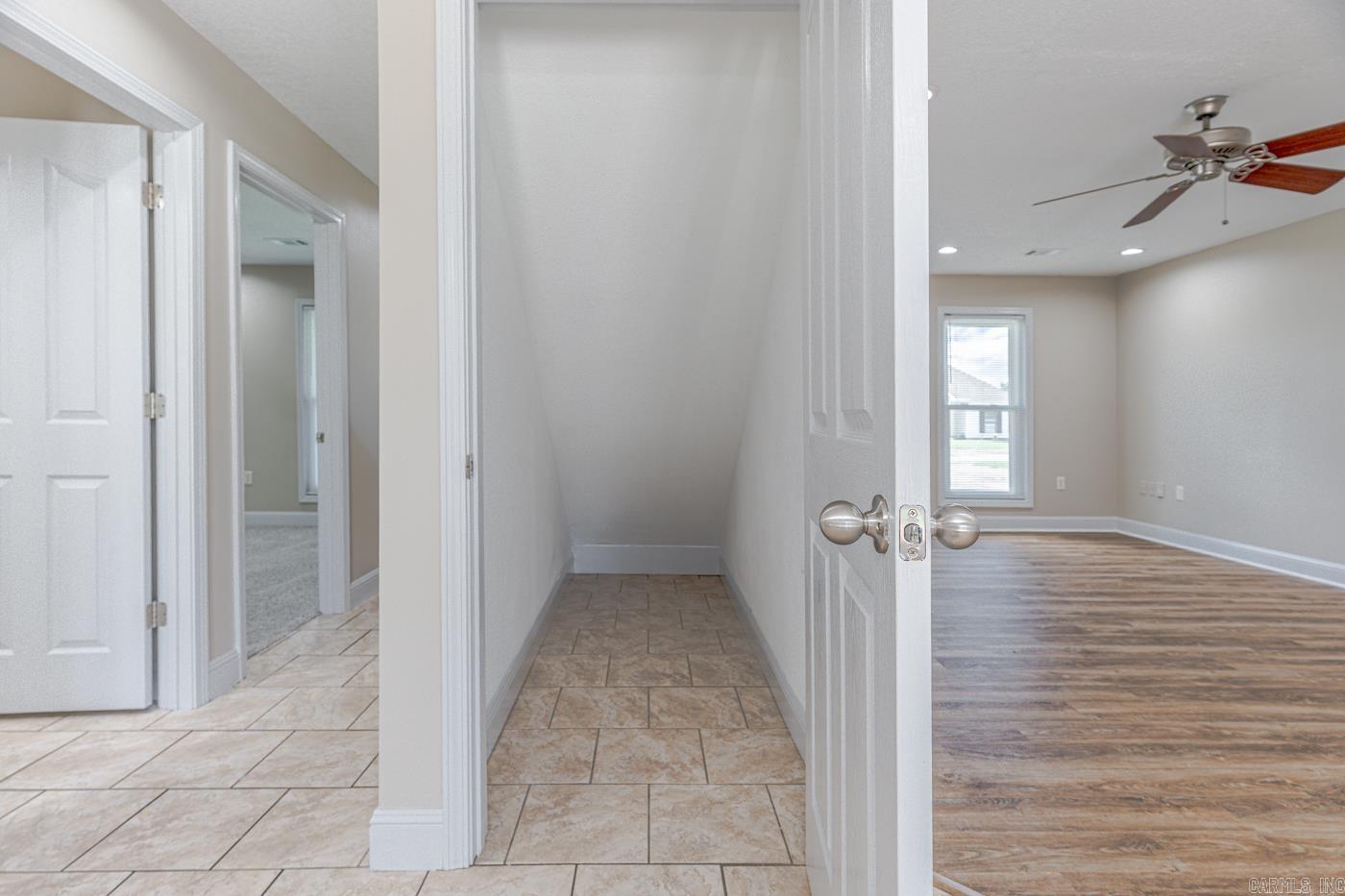 3521 Beacon St Property Photo 17