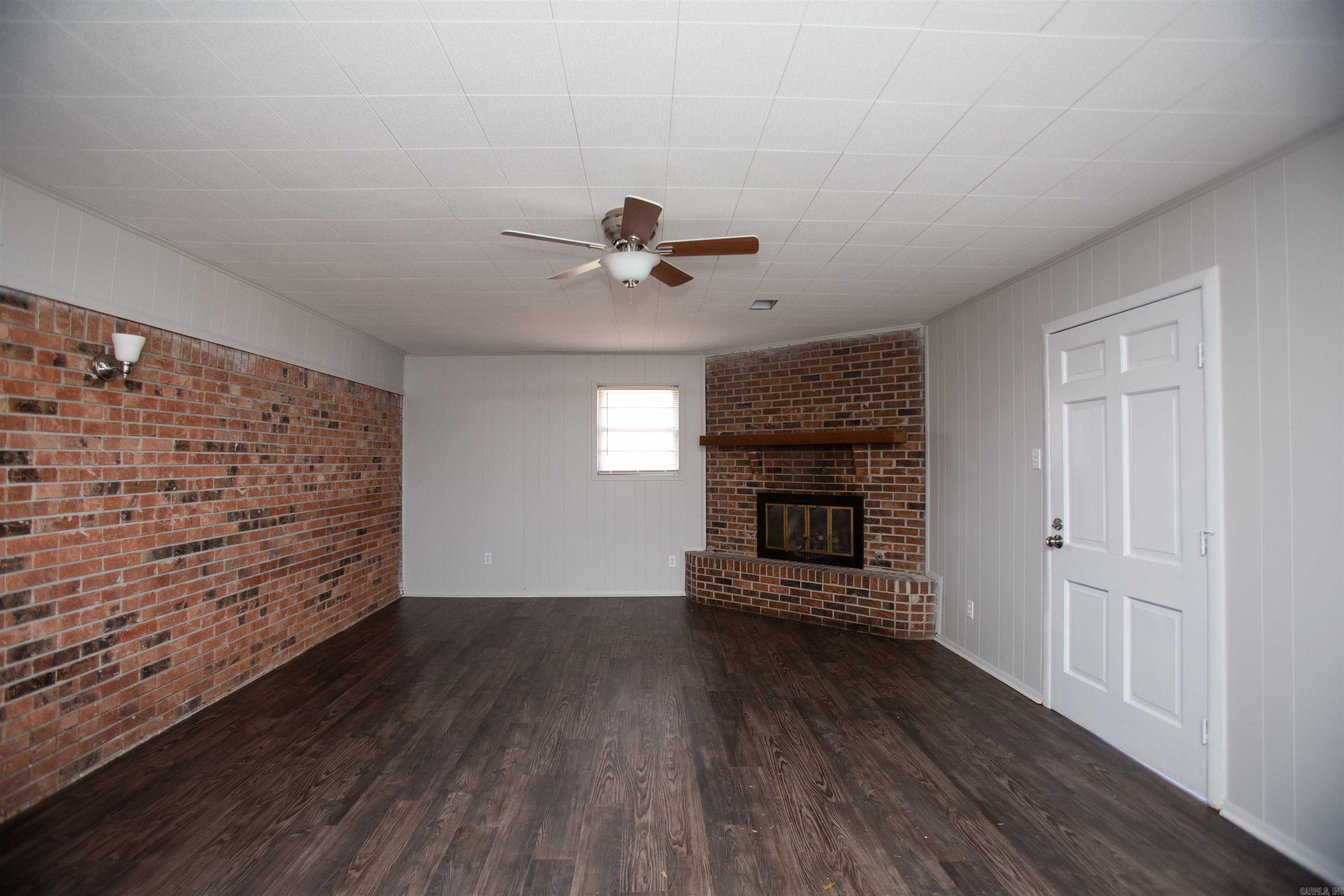 6505 Farmstead Road Property Photo 9