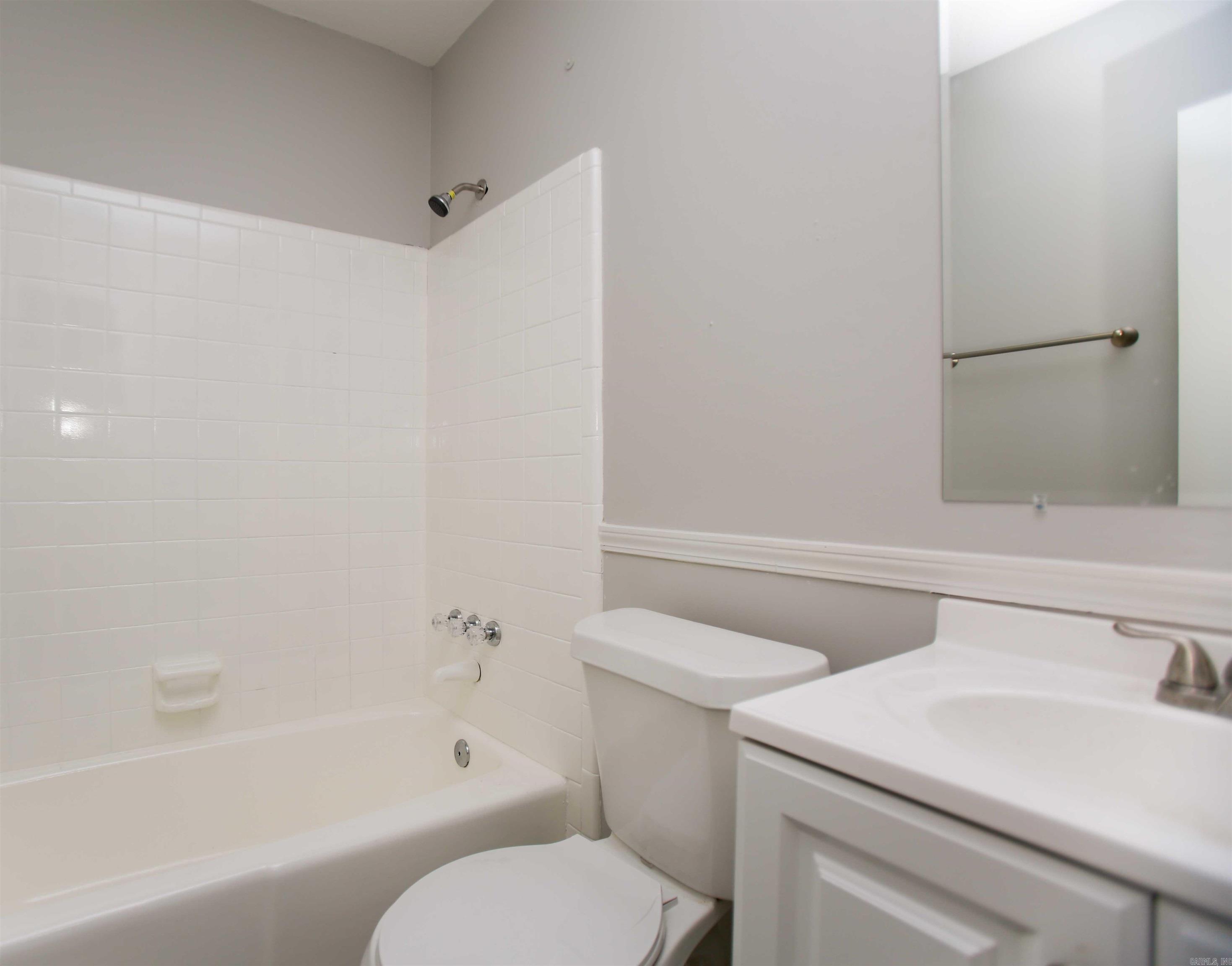 9217 Malabri Drive Property Photo 10