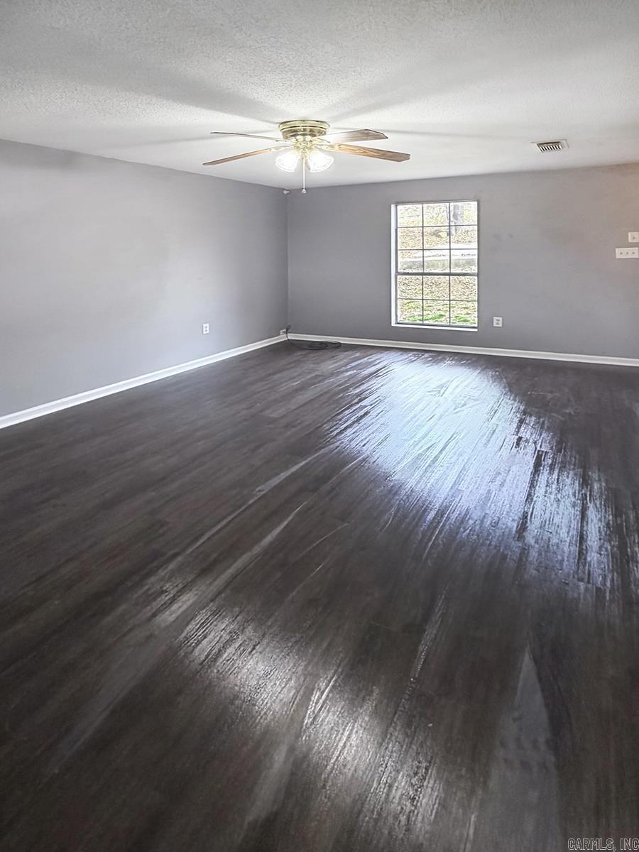 4717 - 4719 Ridge Road Property Photo 8