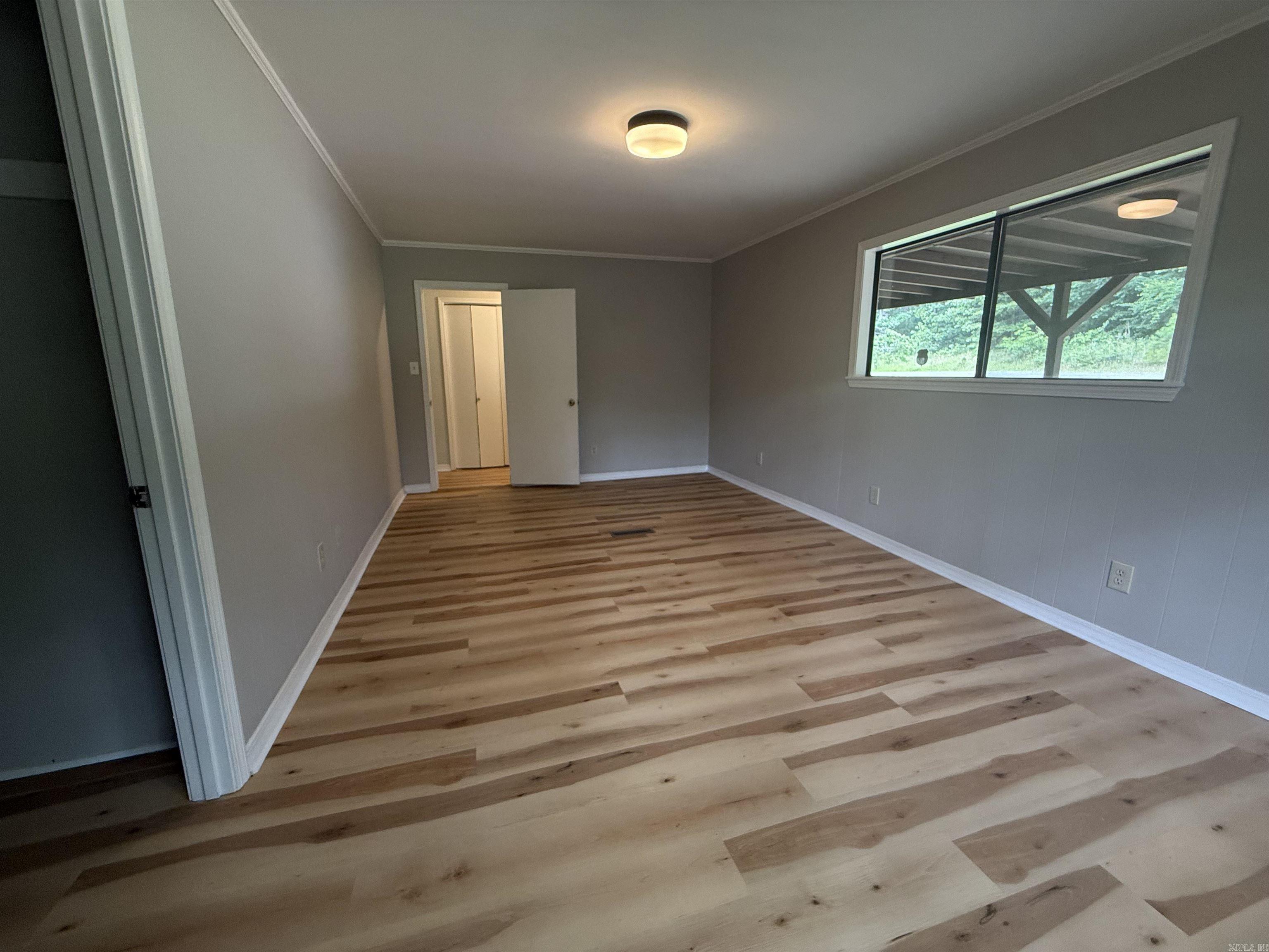 230 Riverview Drive Property Photo 10