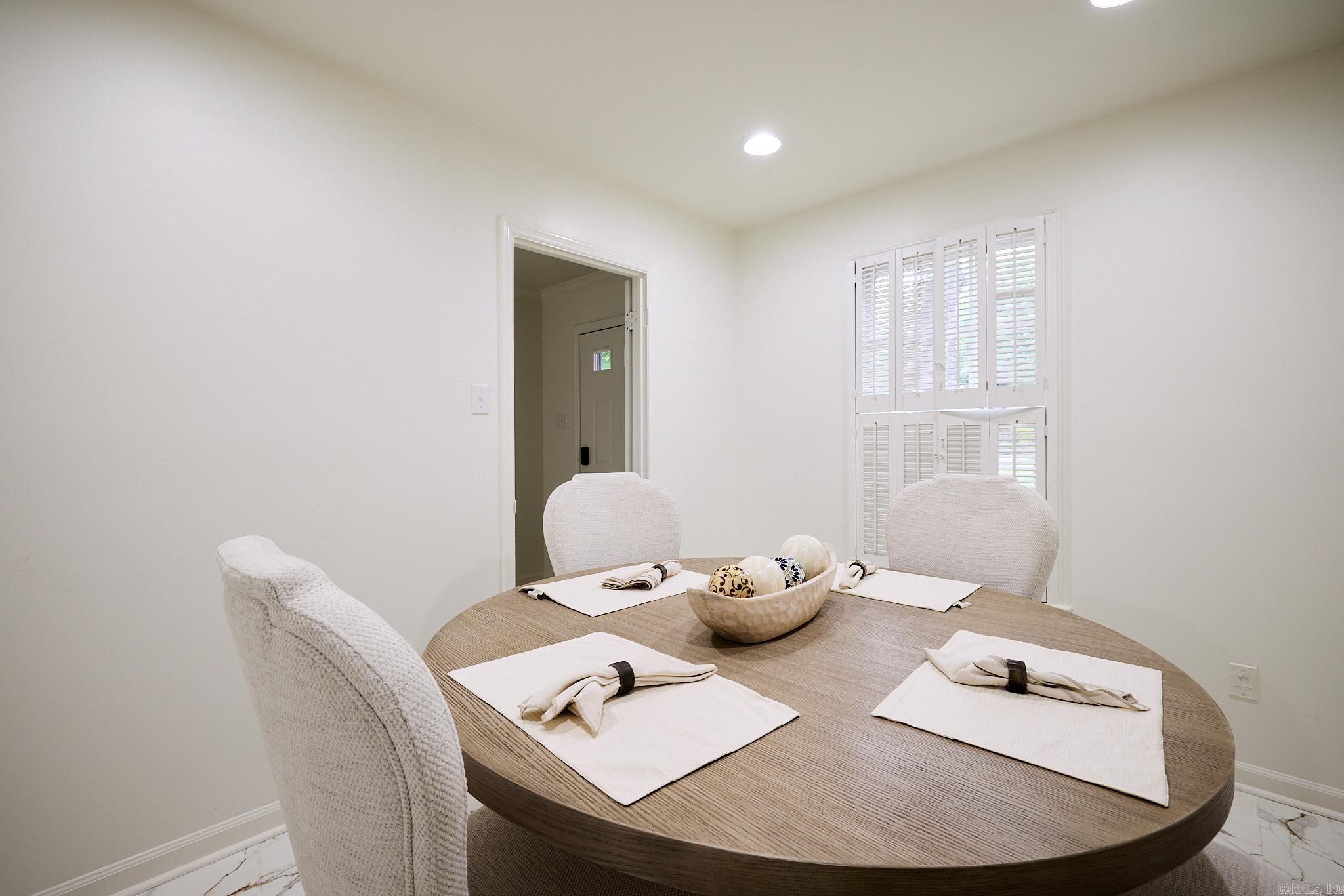 75 Kingsbridge Way Property Photo 15