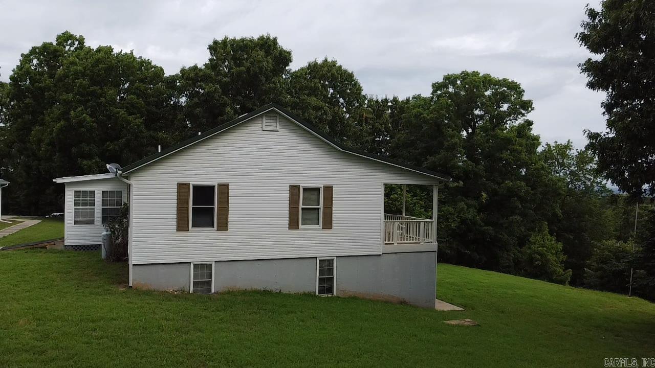 2032 400 Mc Road Property Photo 2
