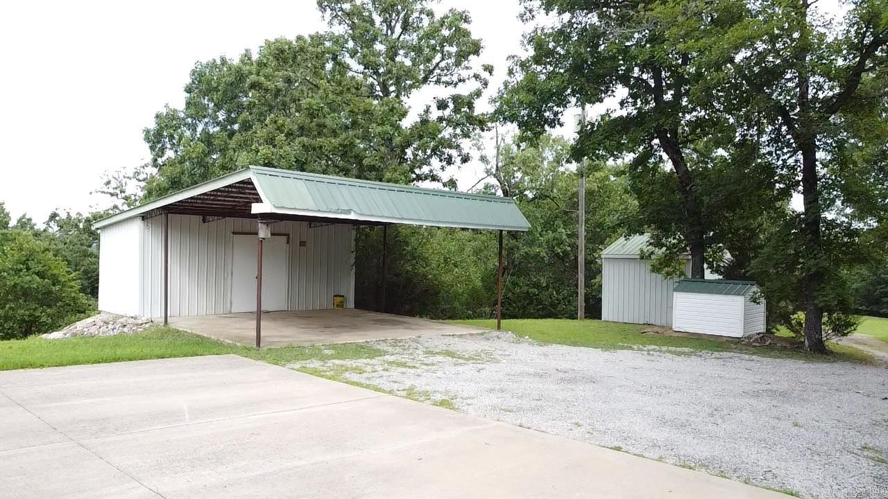 2032 400 Mc Road Property Photo 4