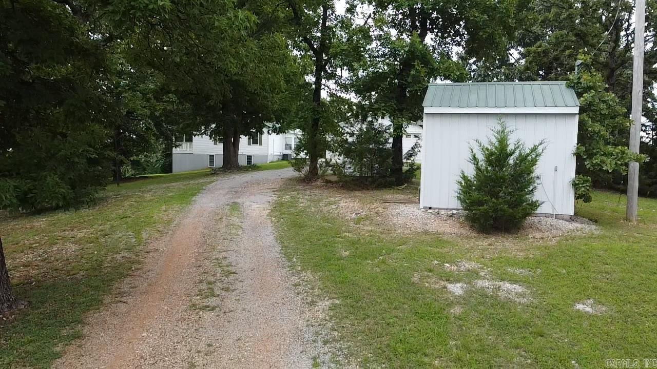 2032 400 Mc Road Property Photo 6