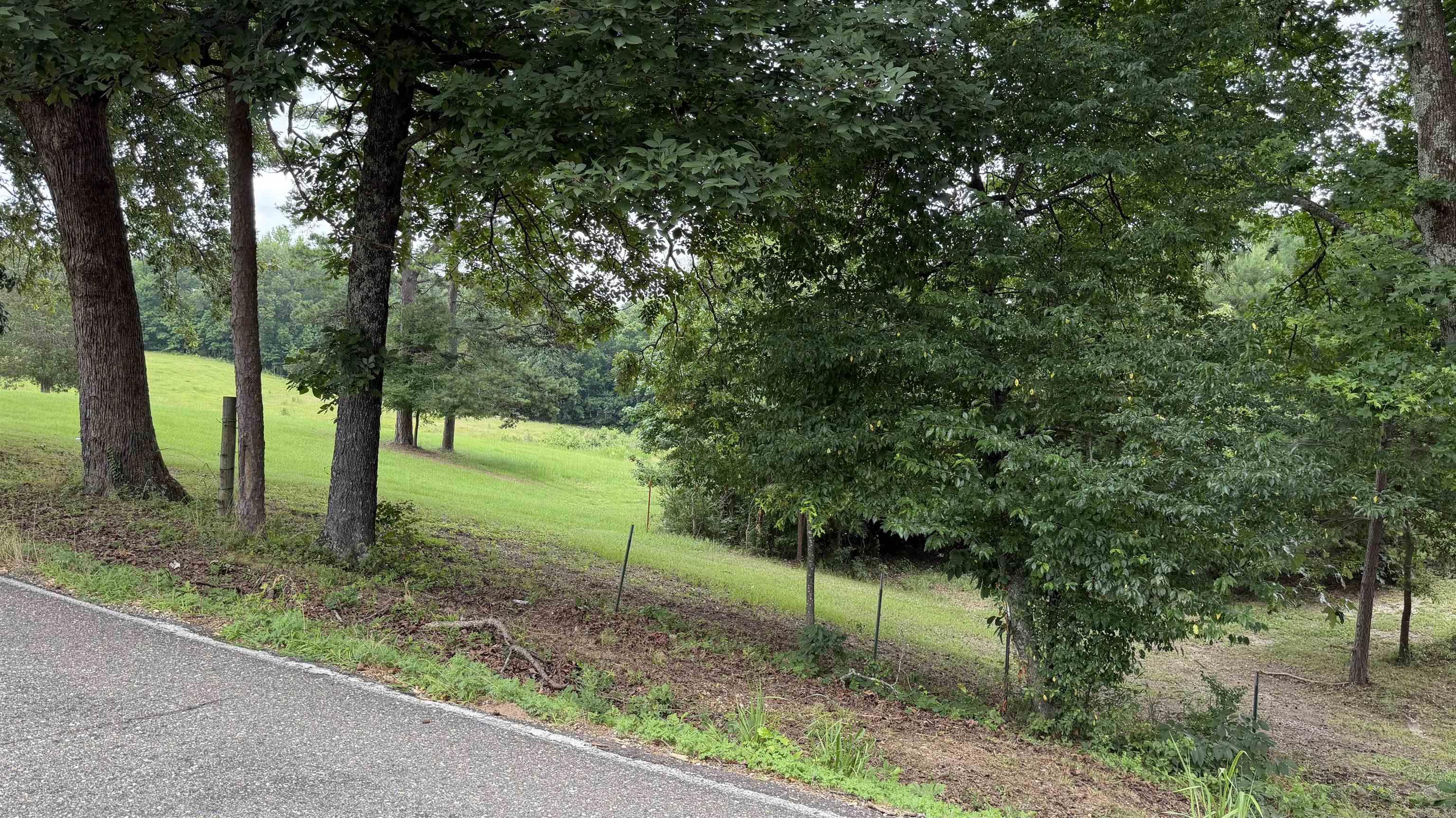 000 Point View Road Property Photo 3