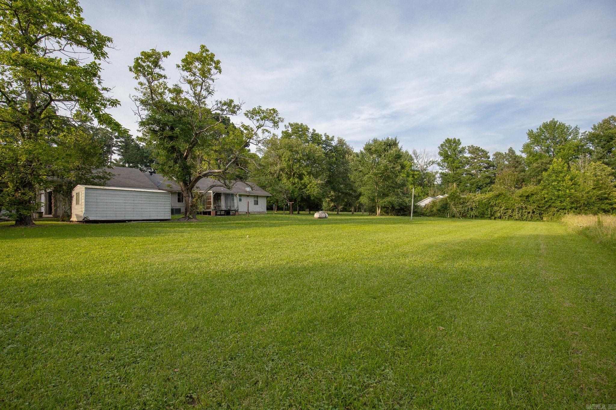 6840 Hwy 114 Property Photo 2