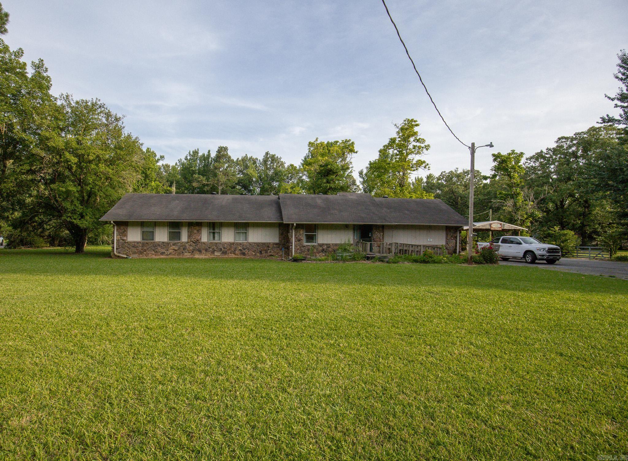6840 Hwy 114 Property Photo 15