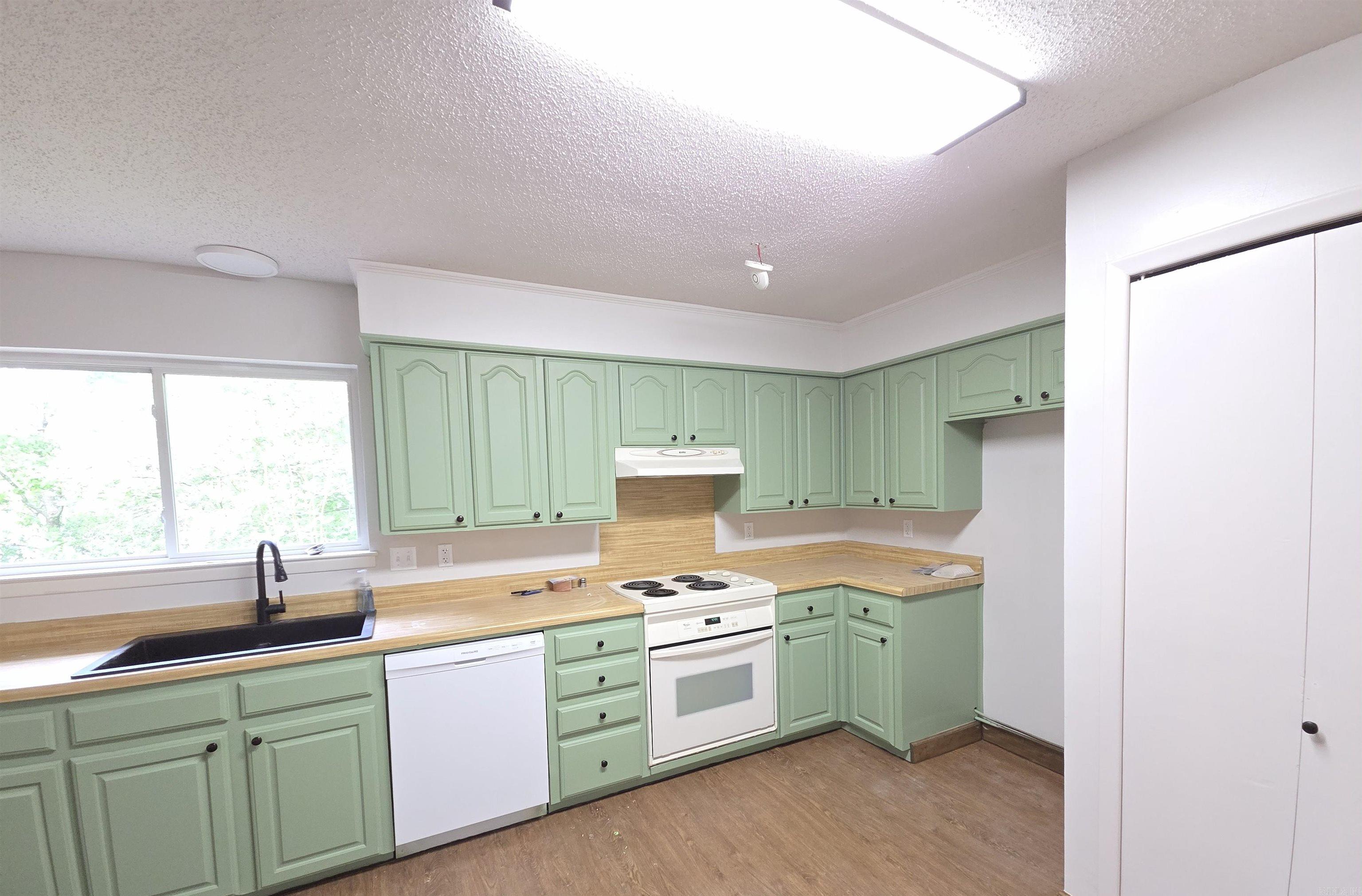 1909 Fair Oaks Road Property Photo 9