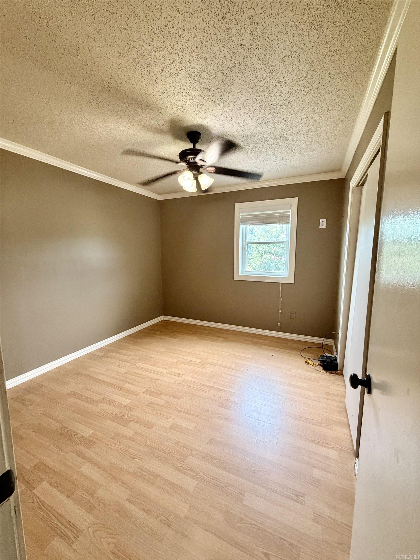 1861 Ferguson Ln Property Photo 24
