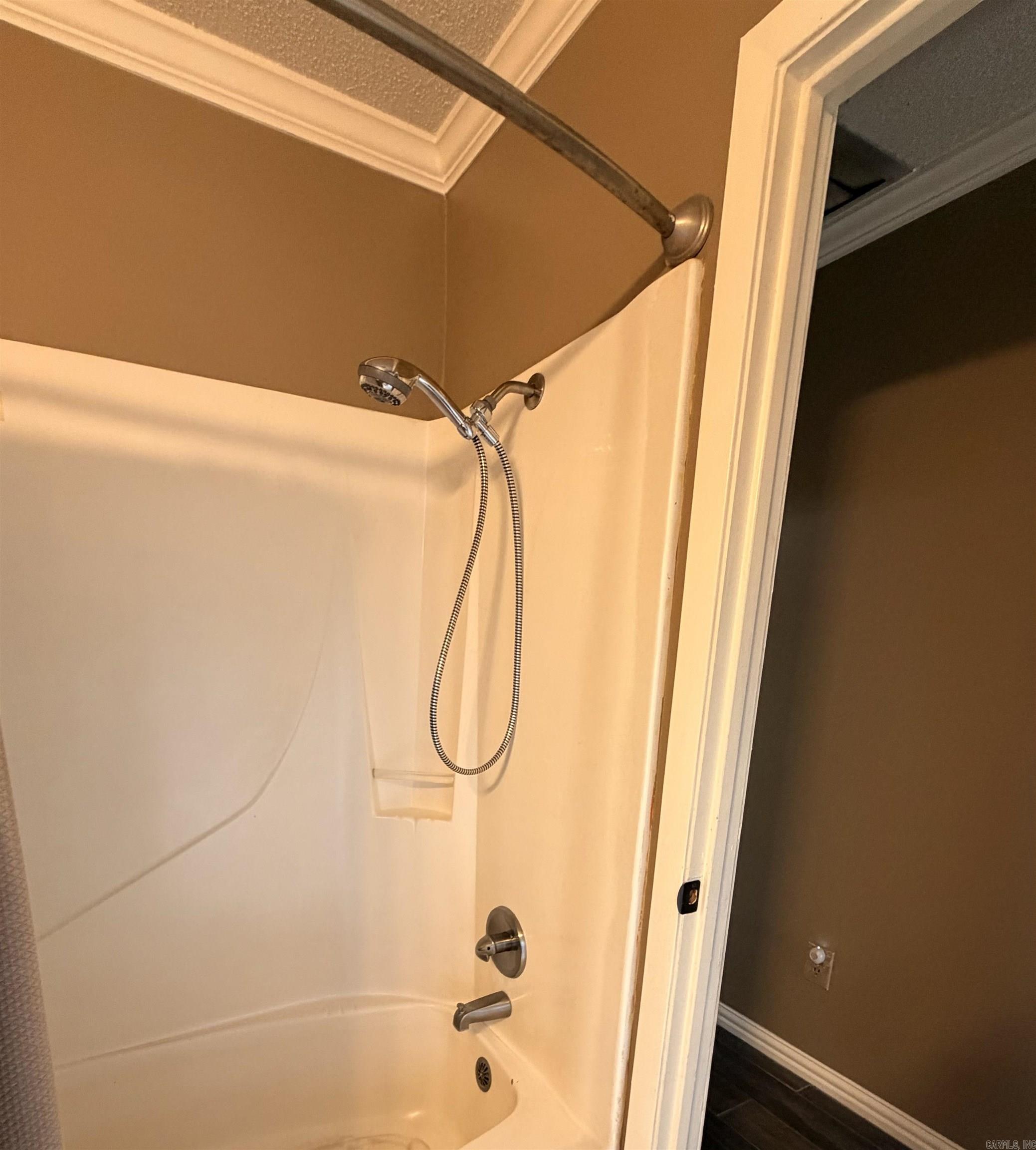 1861 Ferguson Ln Property Photo 26