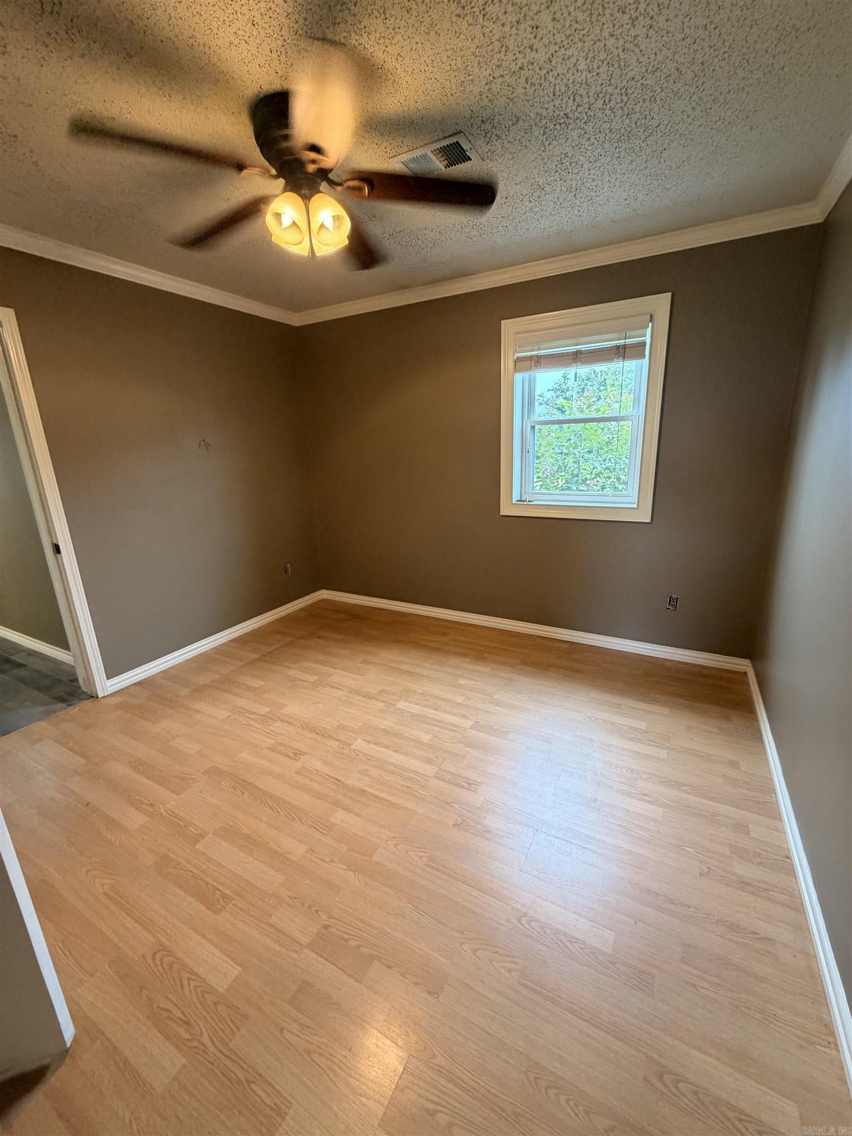 1861 Ferguson Ln Property Photo 30