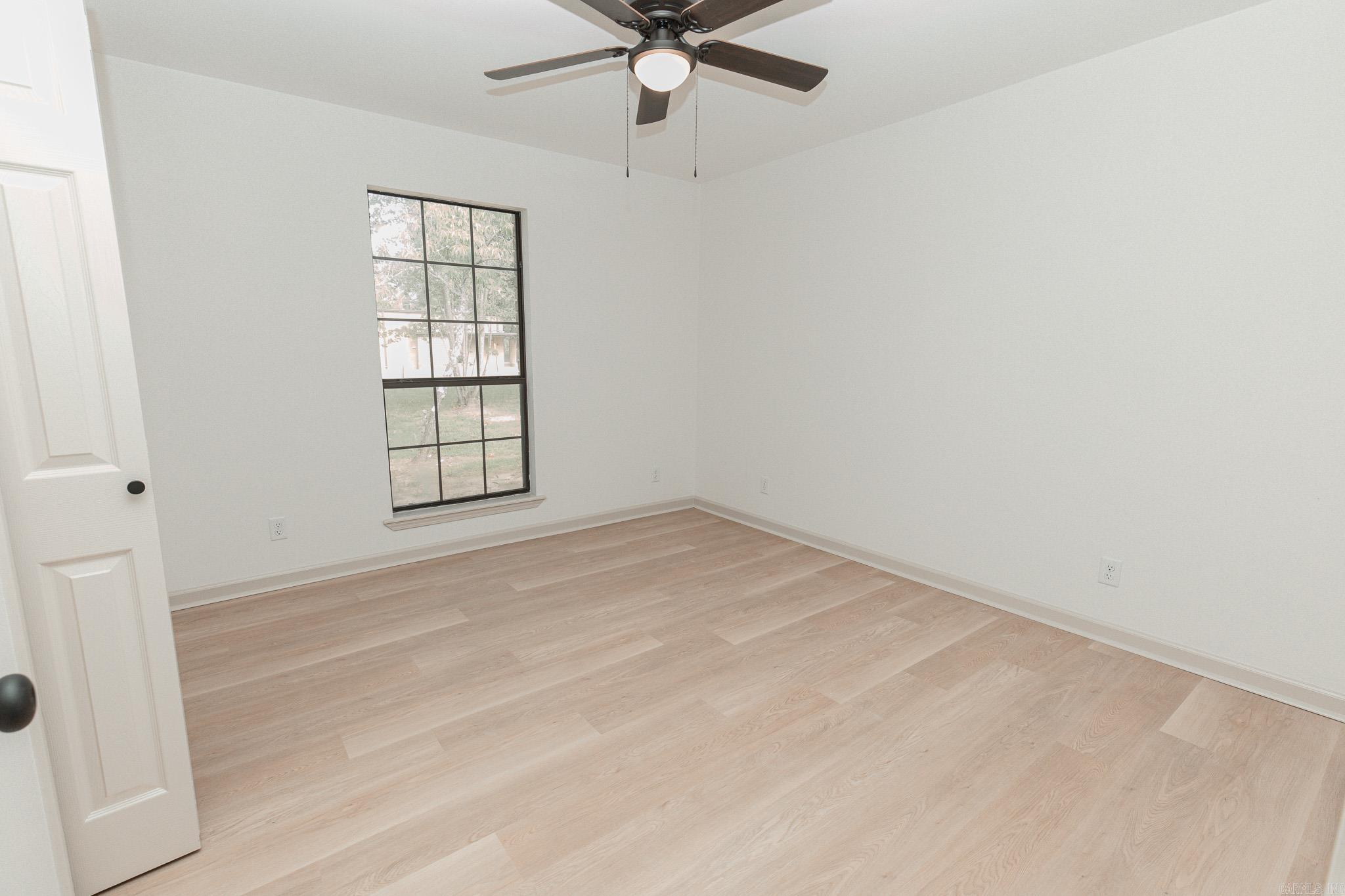 1201 Robin Property Photo 20