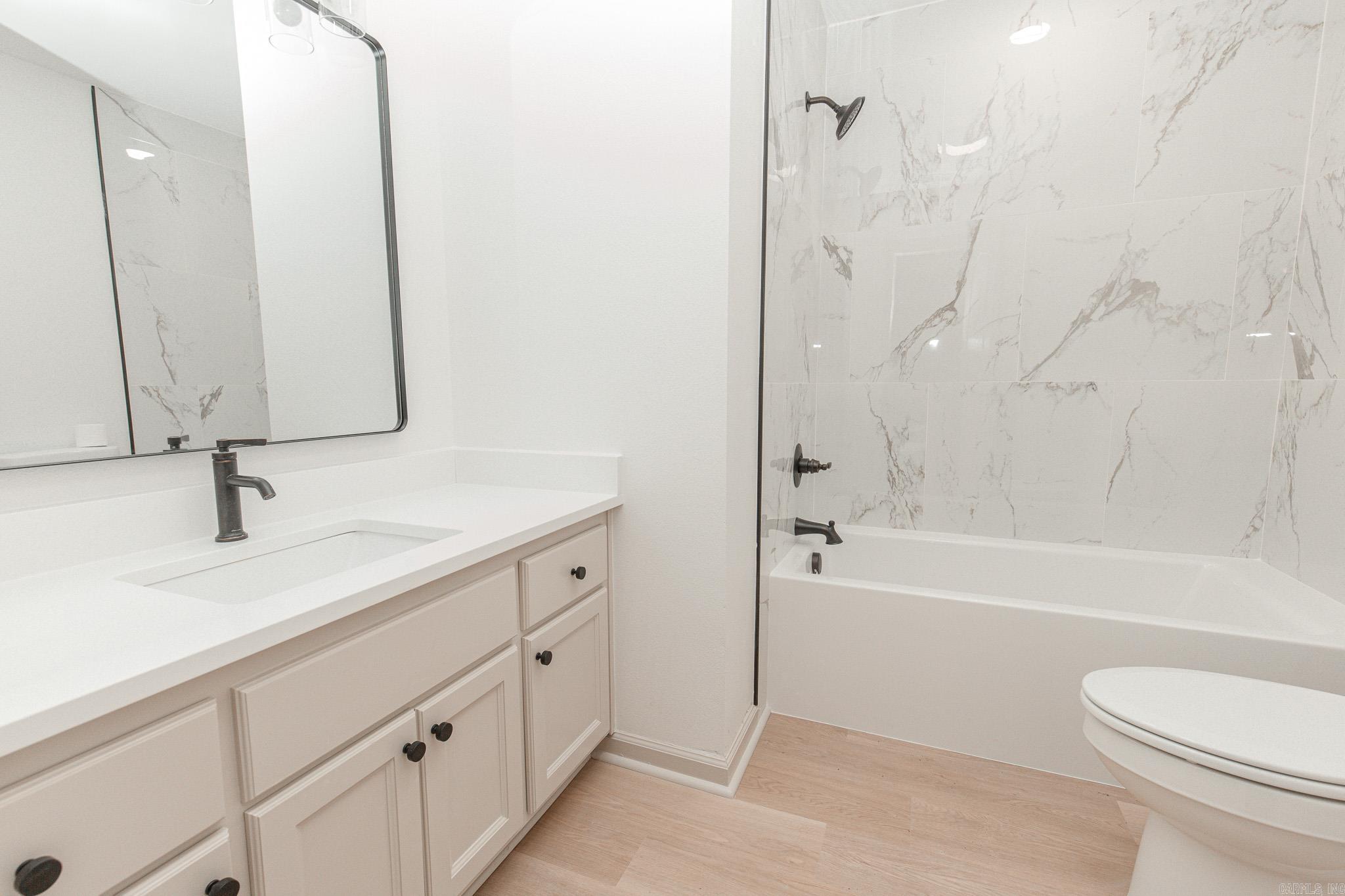 1201 Robin Property Photo 22