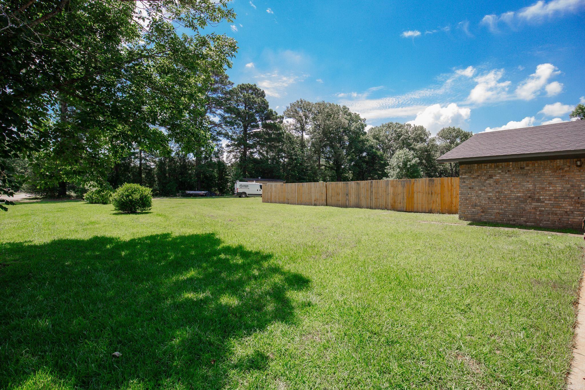 1201 Robin Property Photo 39