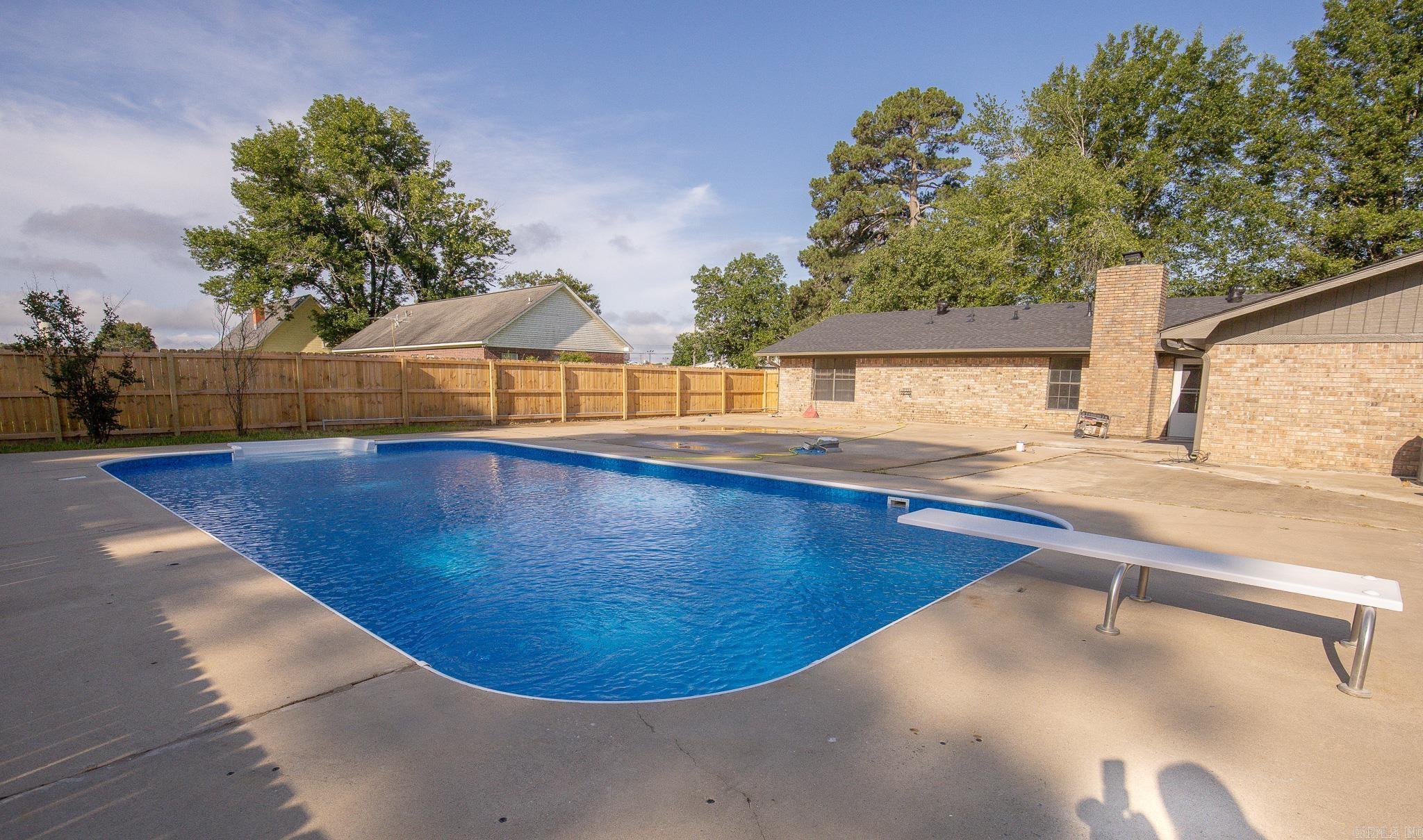 1201 Robin Property Photo 42
