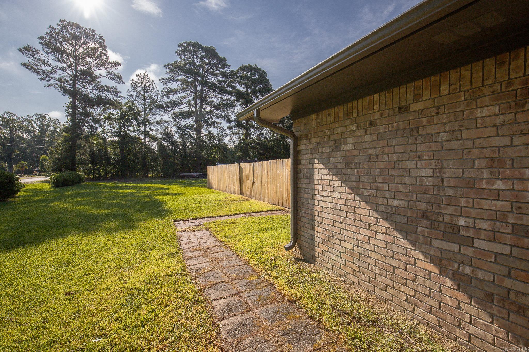 1201 Robin Property Photo 45