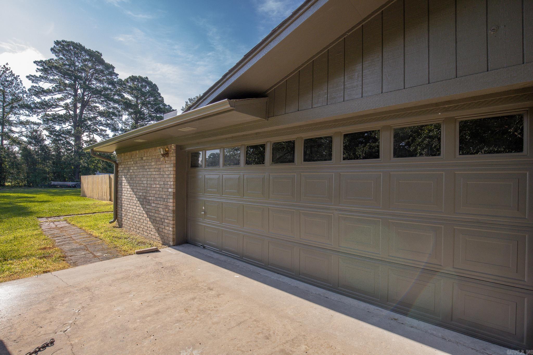 1201 Robin Property Photo 46