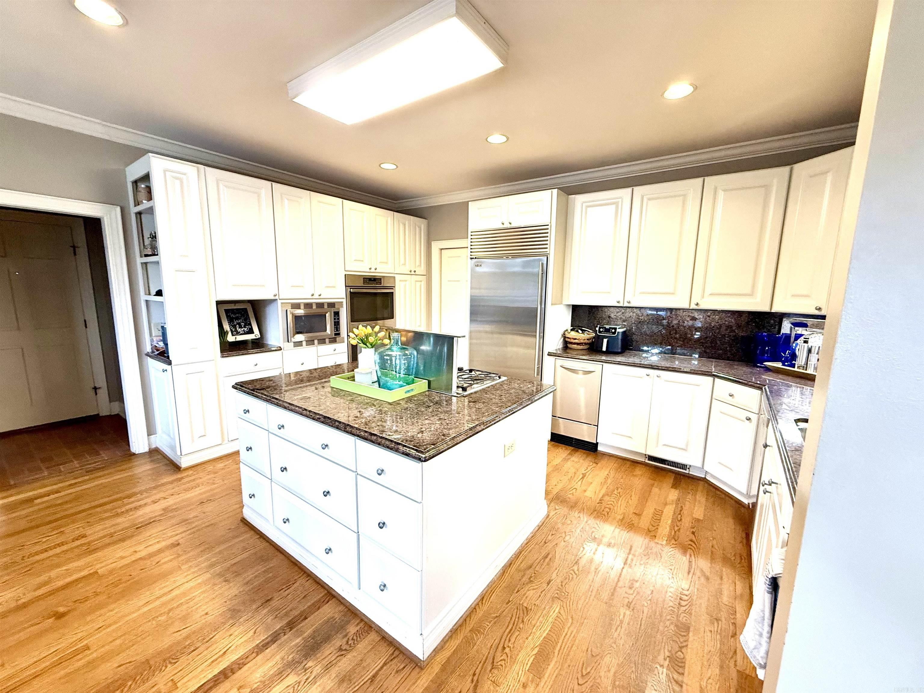 3 Edgehill Property Photo 15