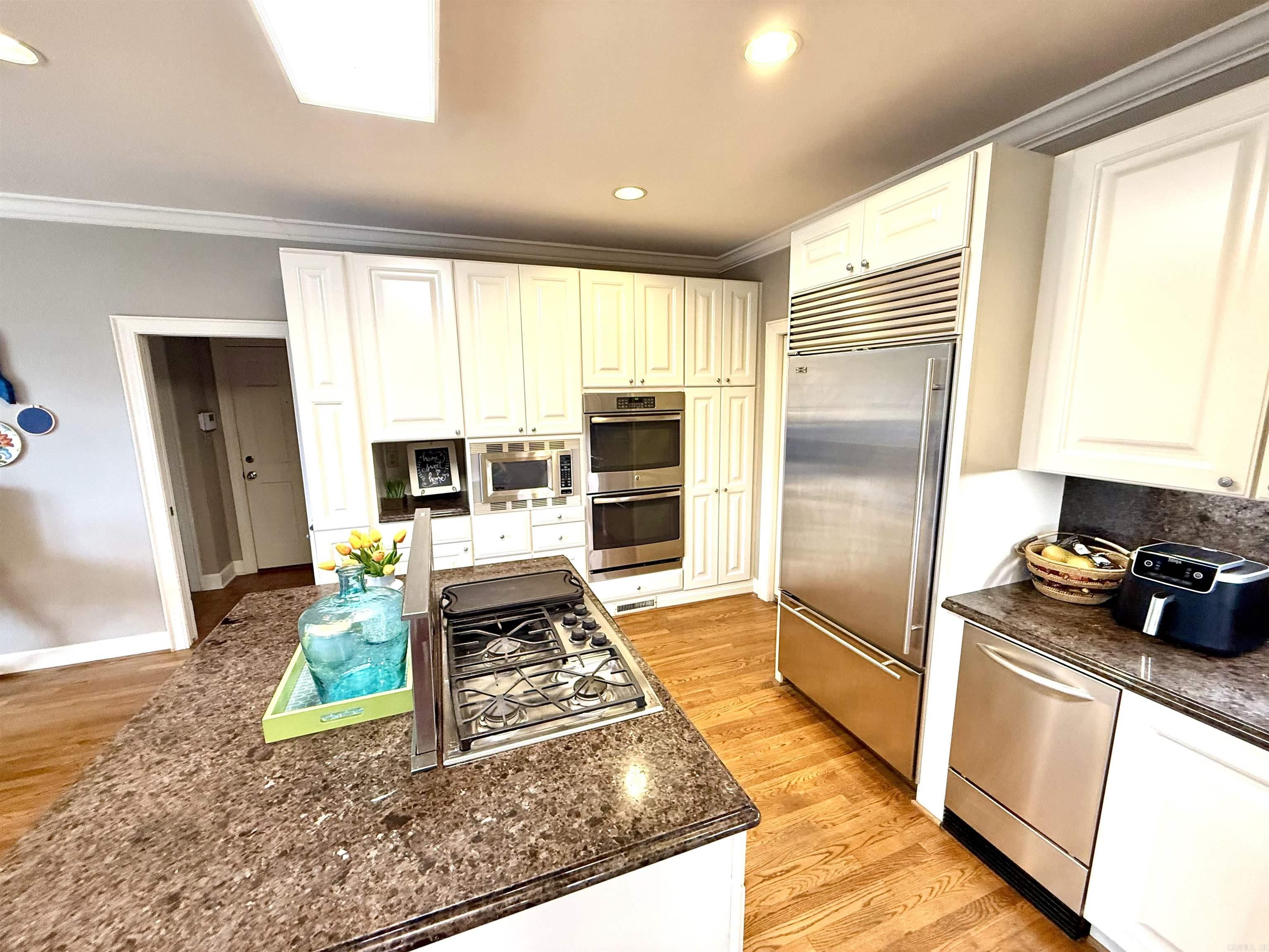 3 Edgehill Property Photo 16