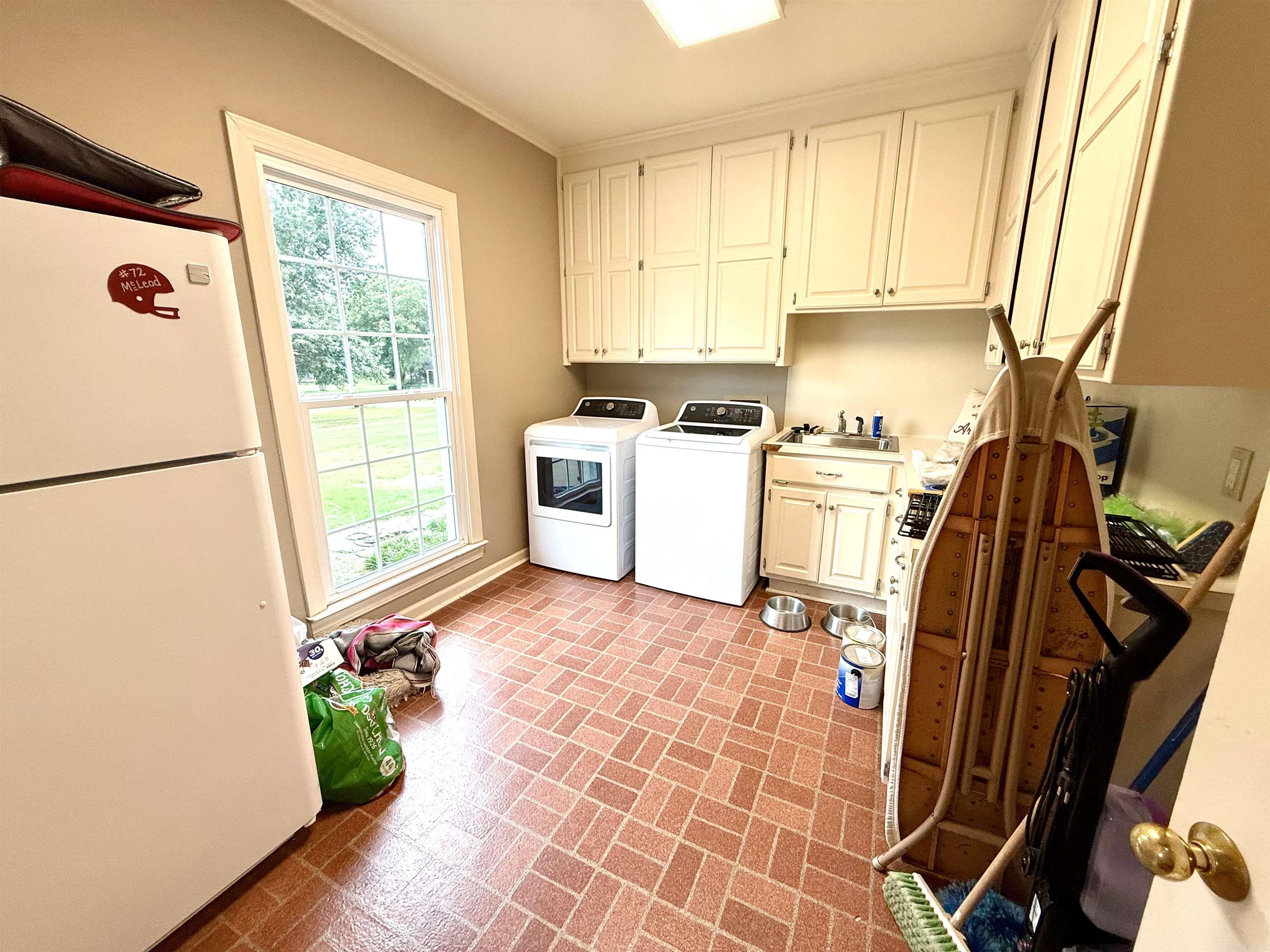 3 Edgehill Property Photo 20
