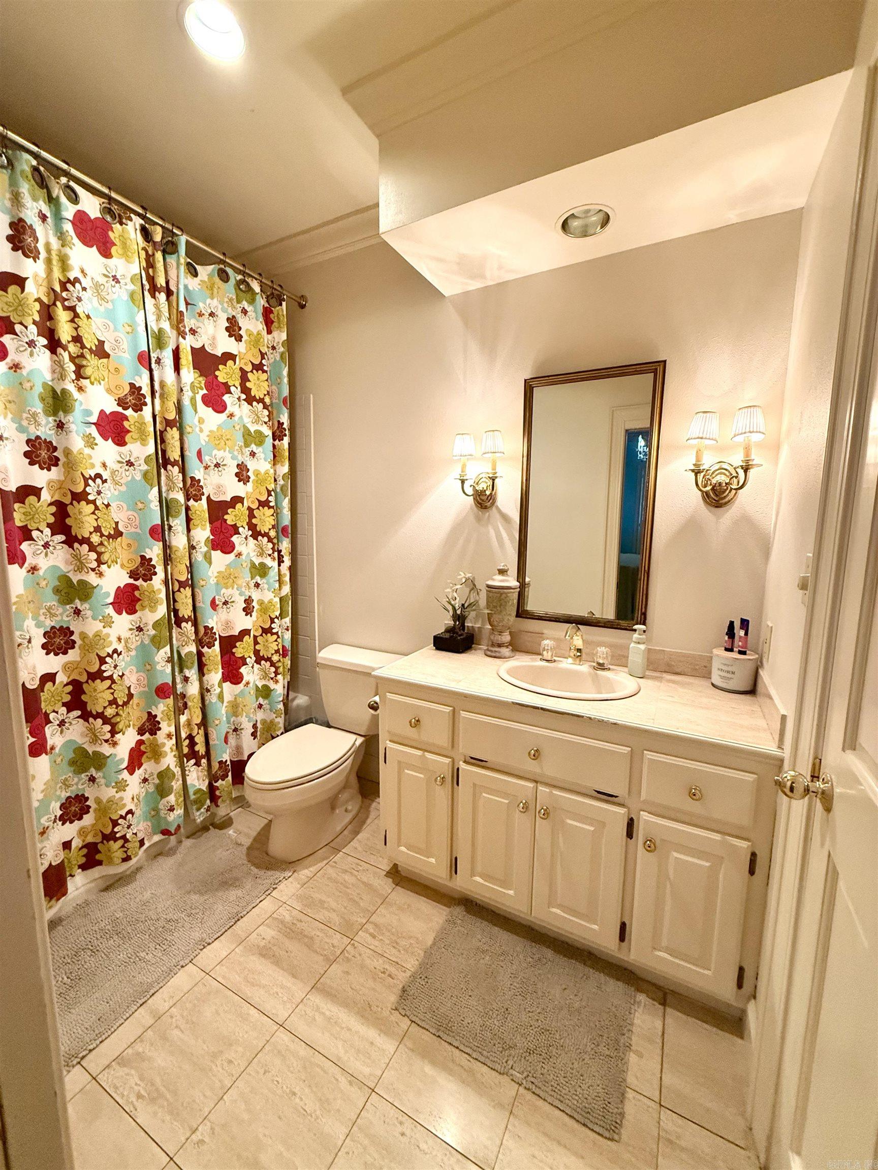 3 Edgehill Property Photo 22