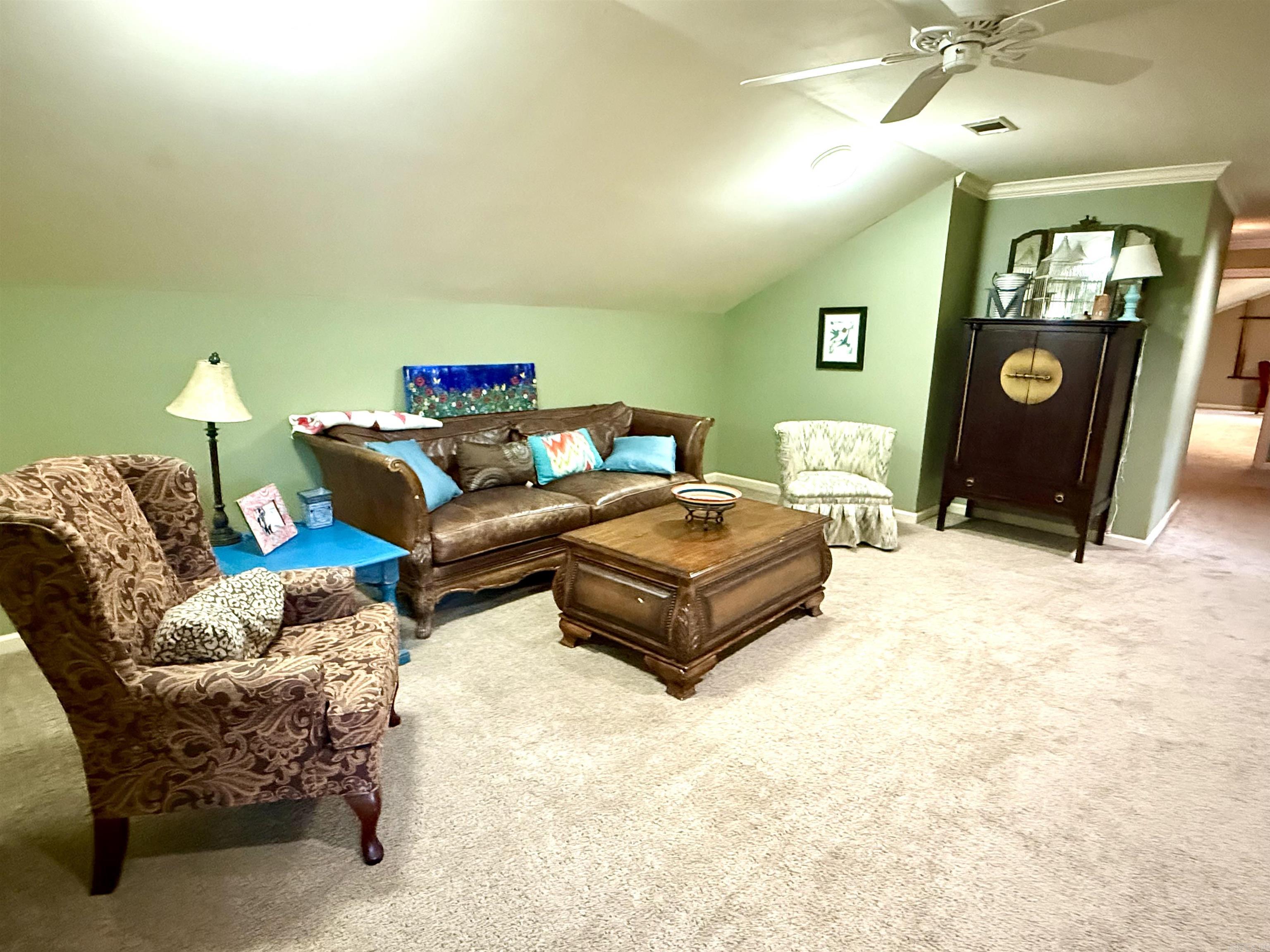 3 Edgehill Property Photo 38