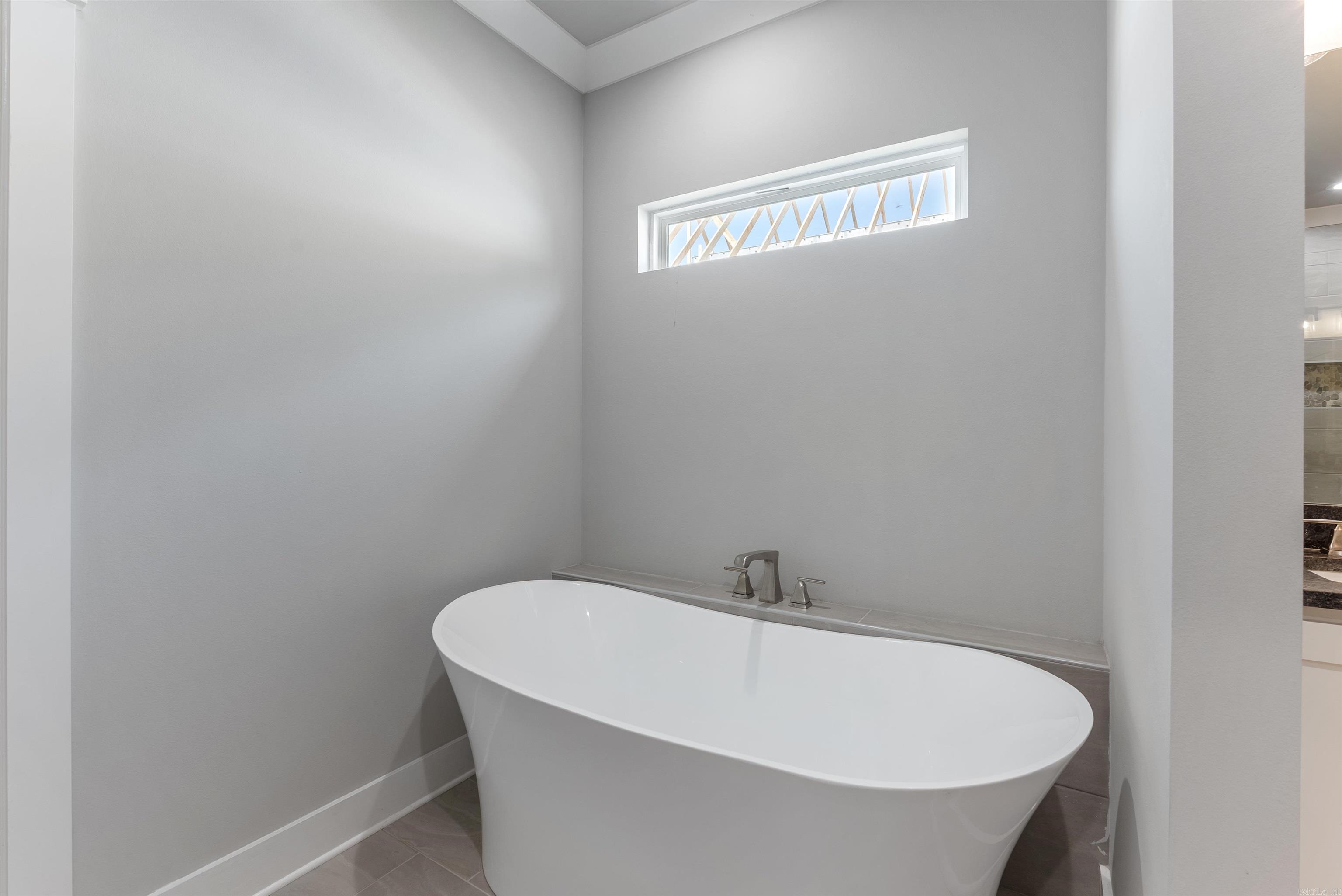 5304 Bentwater Drive Property Photo 25