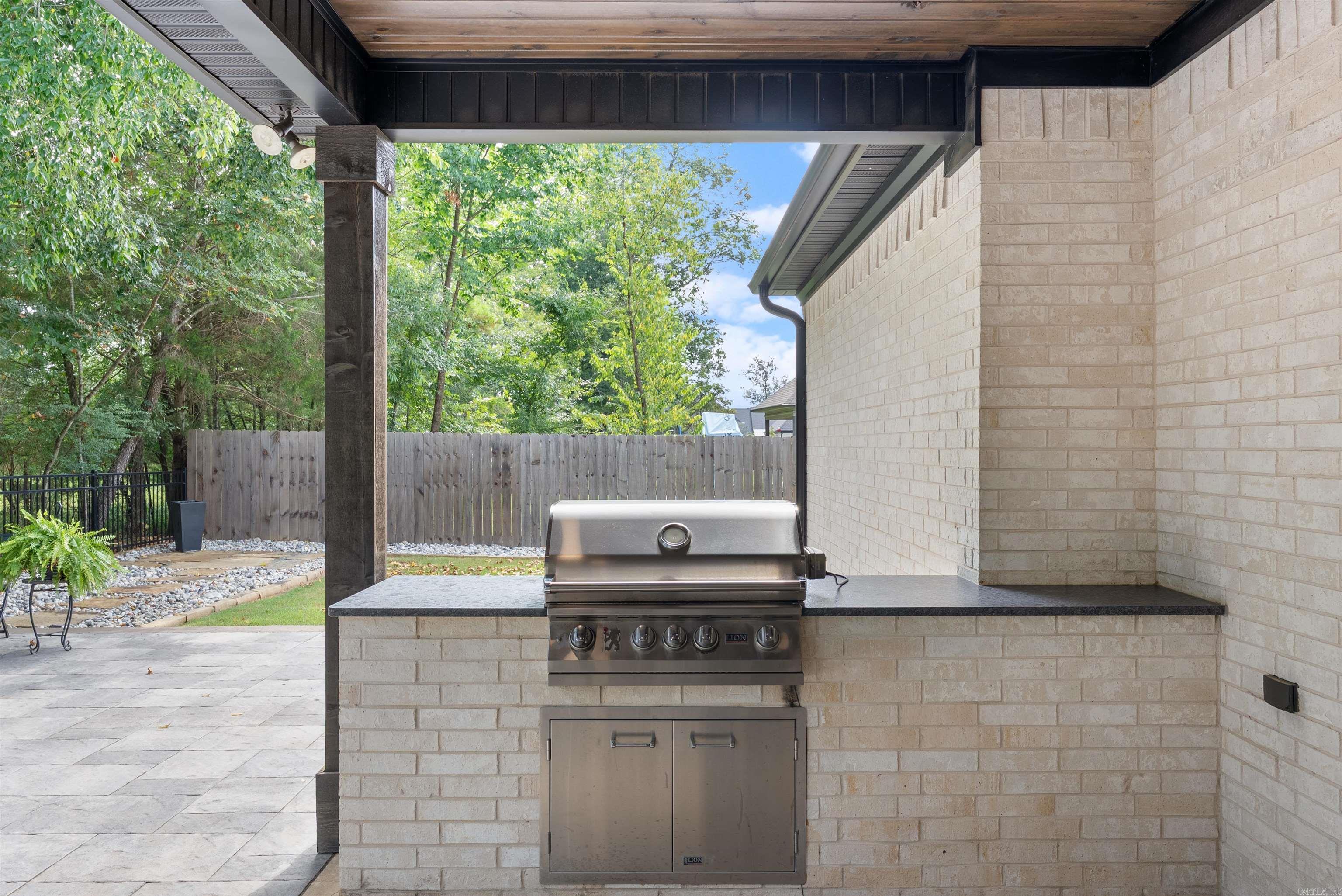 5304 Bentwater Drive Property Photo 41