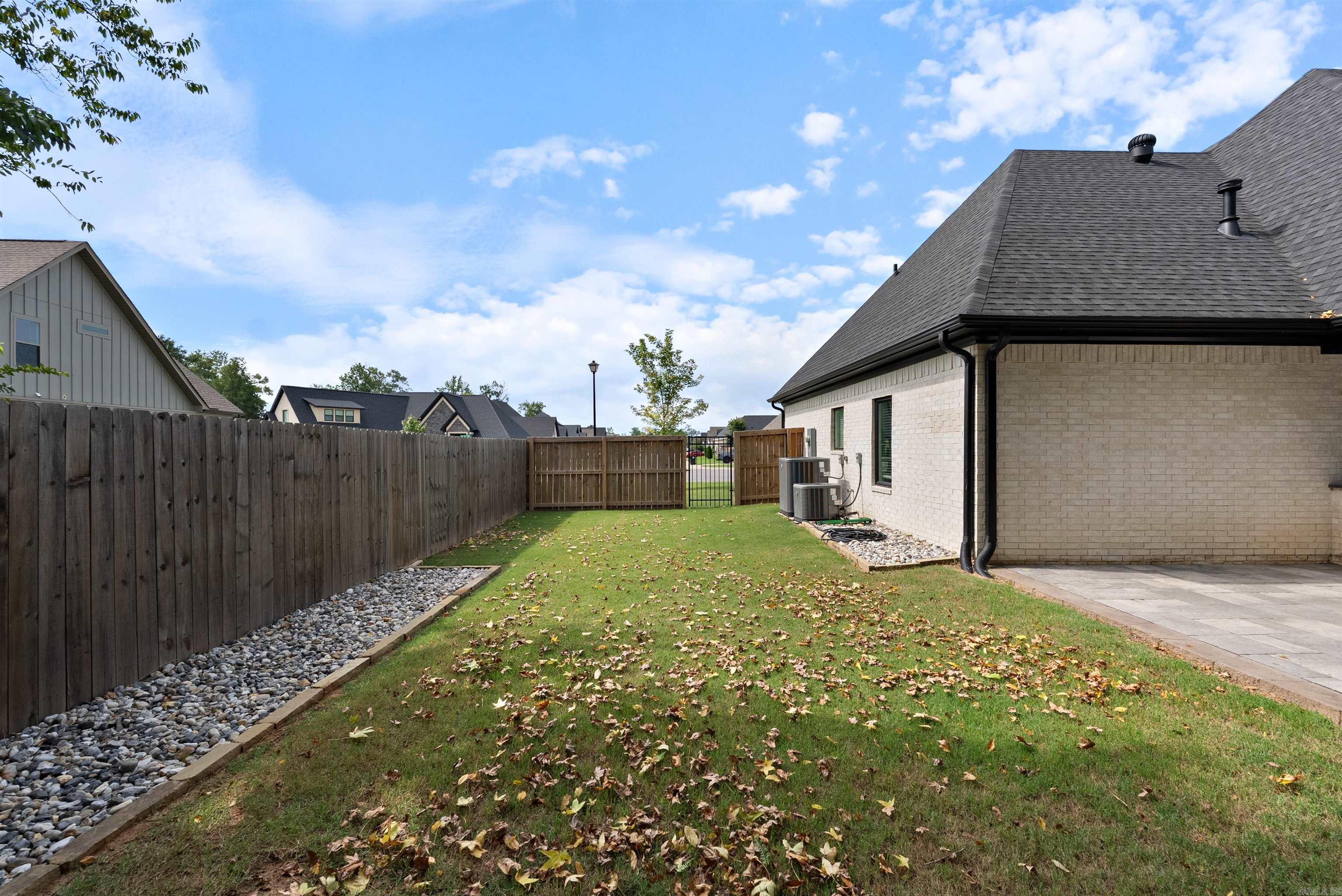 5304 Bentwater Drive Property Photo 45