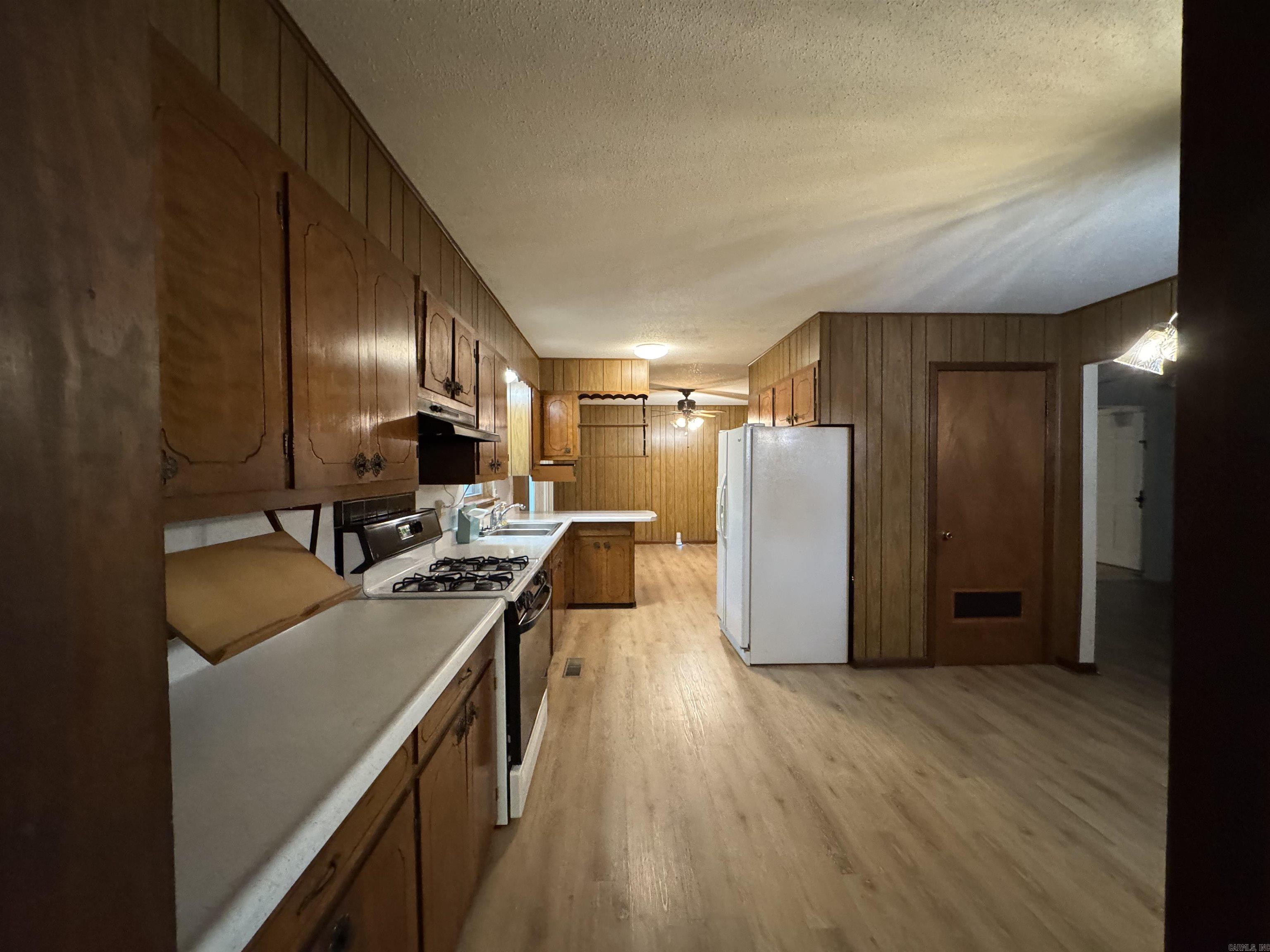 3009 Anderson Lake Road Property Photo 7