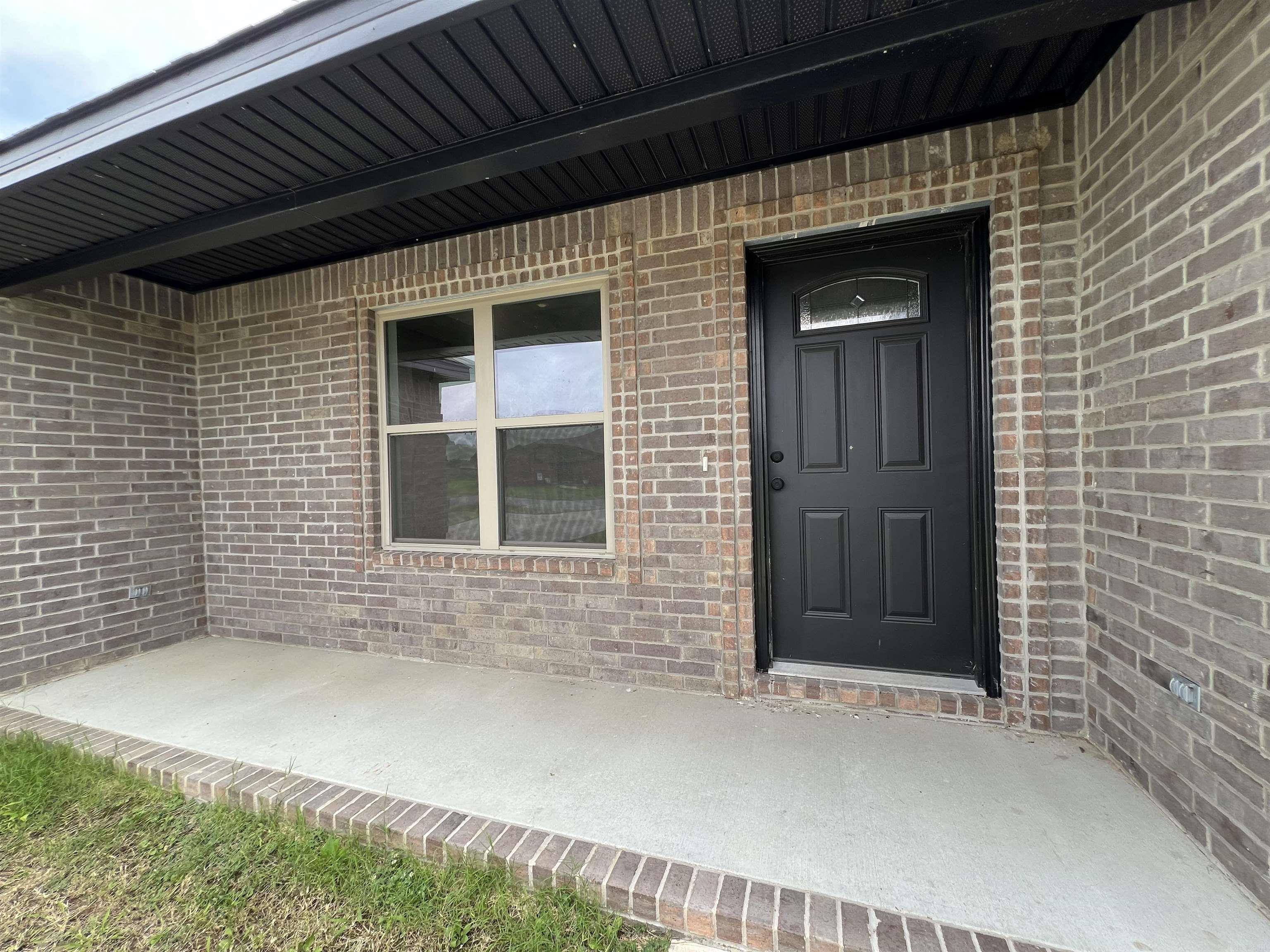 808 Dwight Street Property Photo 2