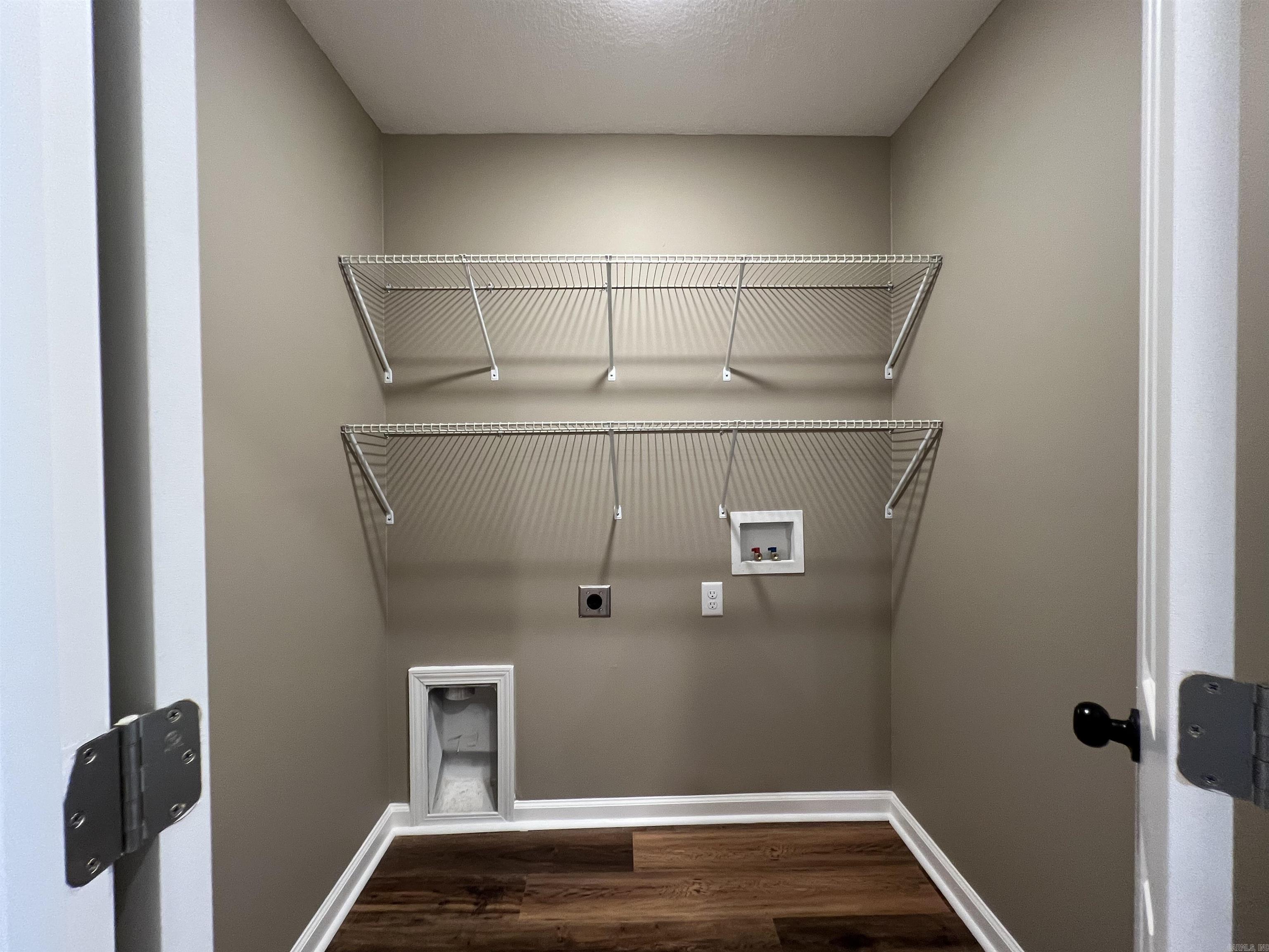 808 Dwight Street Property Photo 19