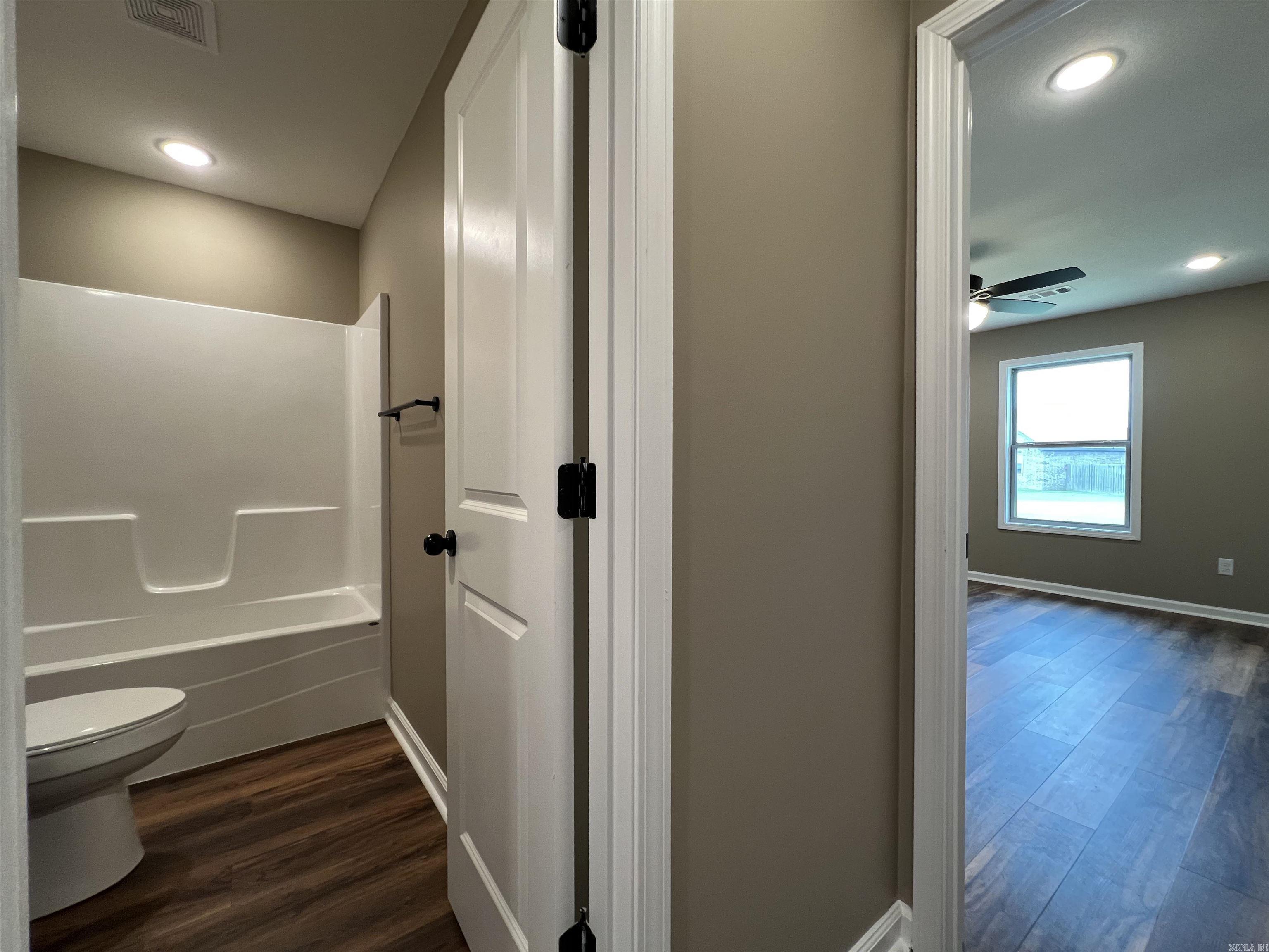 808 Dwight Street Property Photo 22