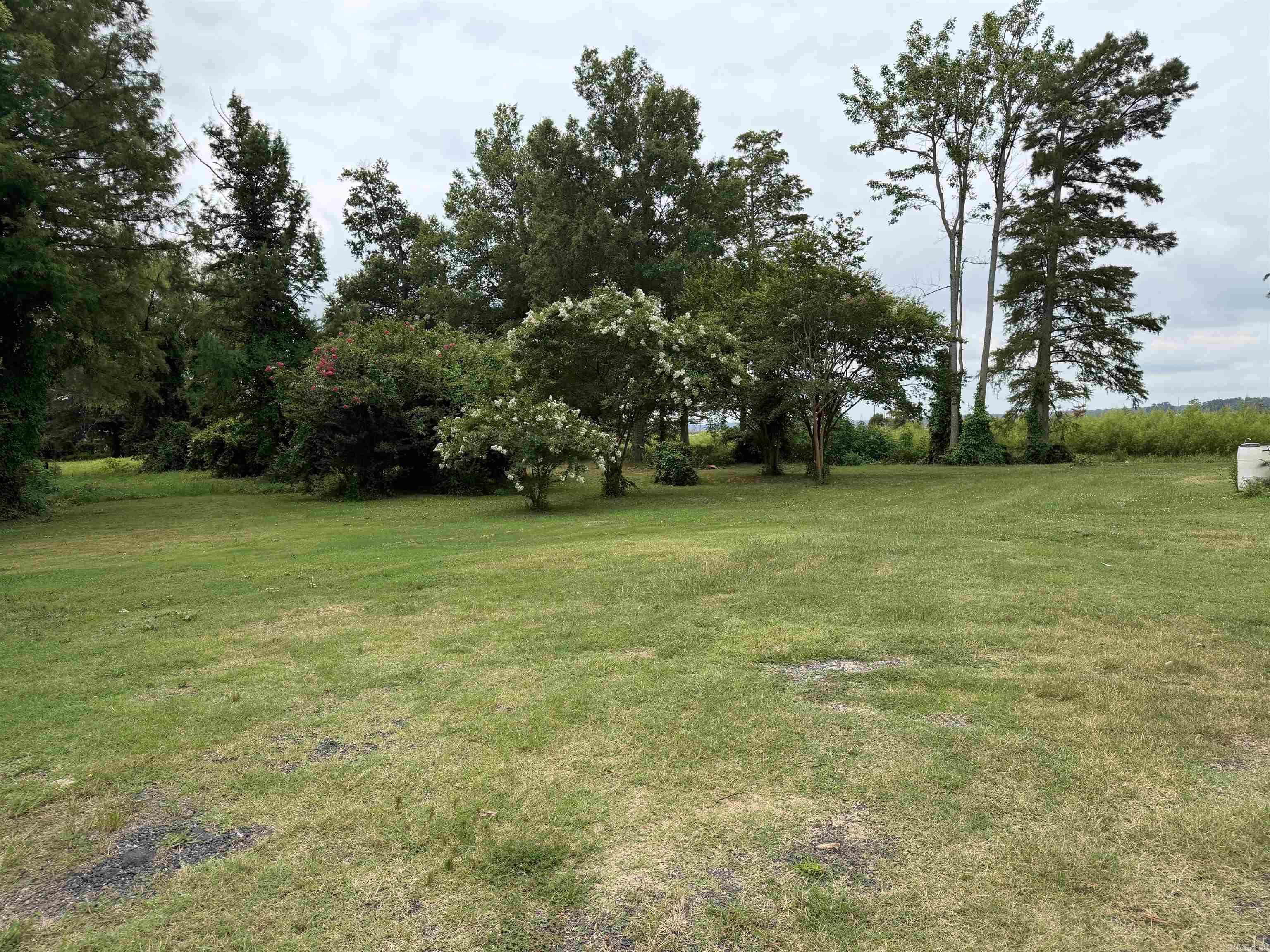 26 Mountain Air Drive Property Photo 8